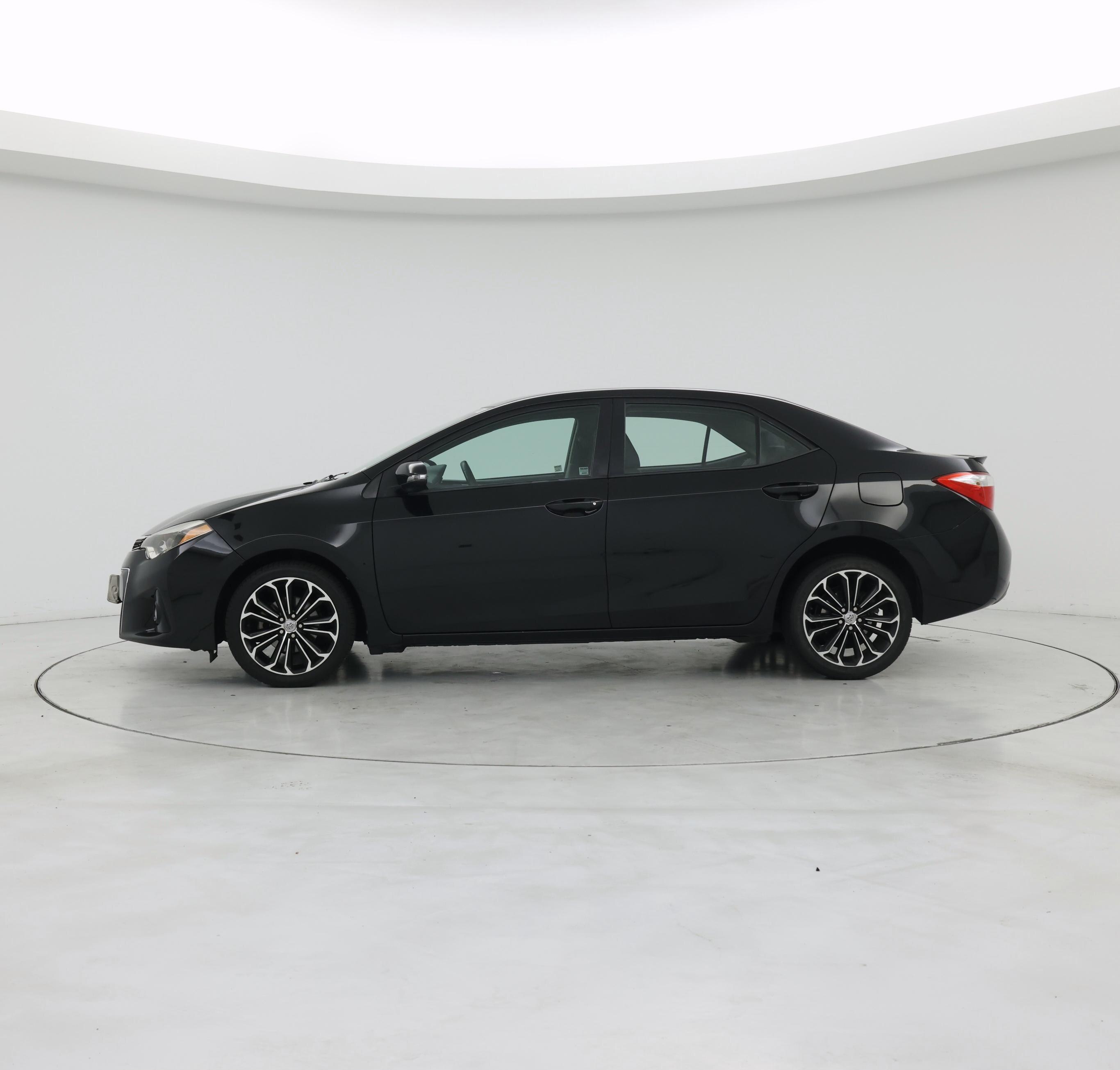Thumbnail: 2014 Toyota Corolla - 3