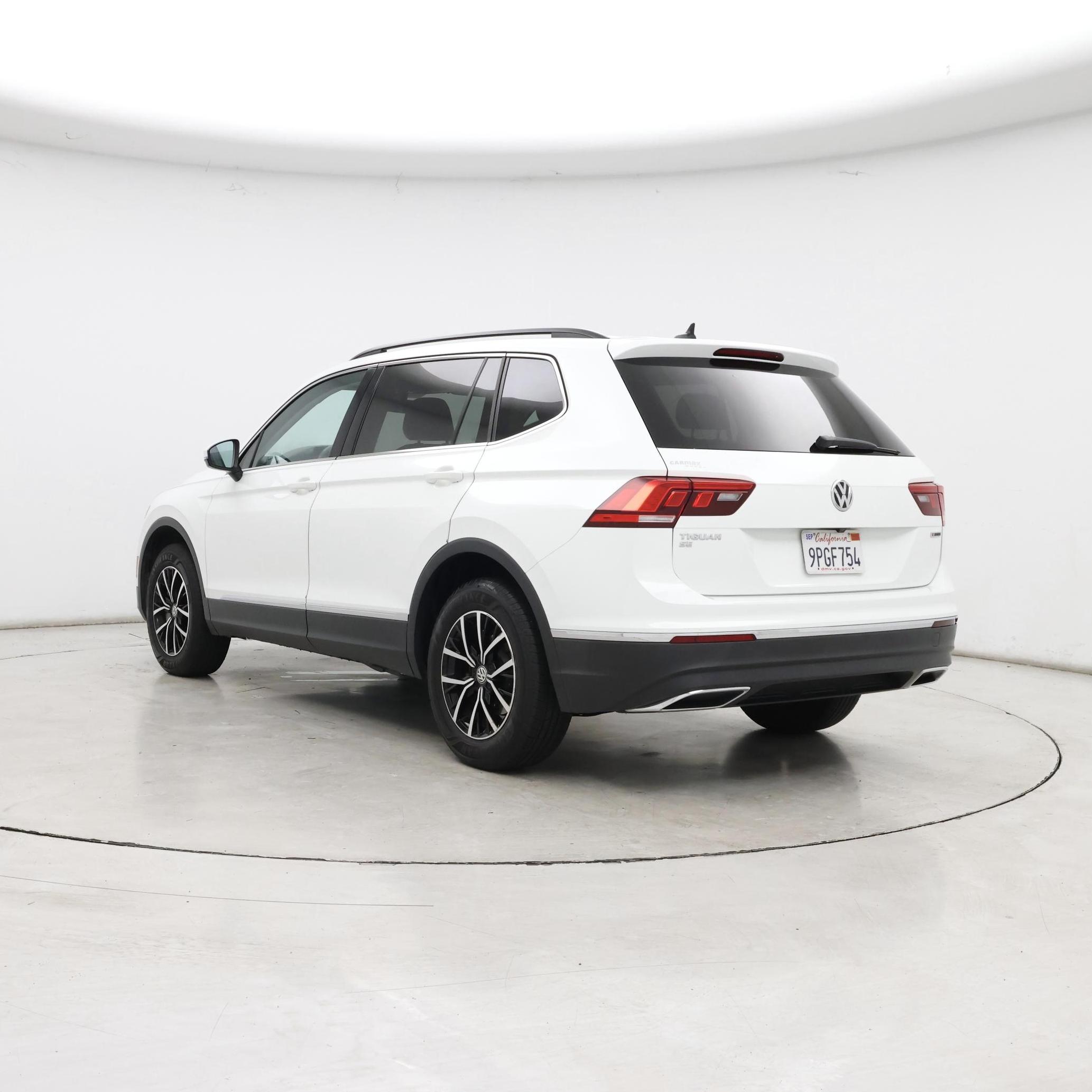 Thumbnail: 2021 Volkswagen Tiguan - 2