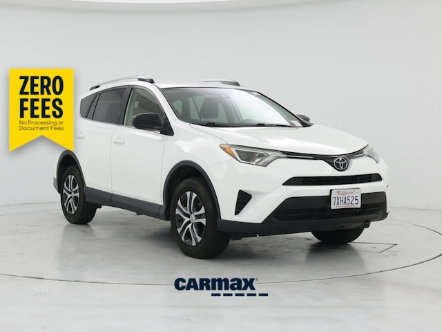 White 2017 Toyota RAV4 LE SUV / Crossover Front-Wheel Drive Automatic