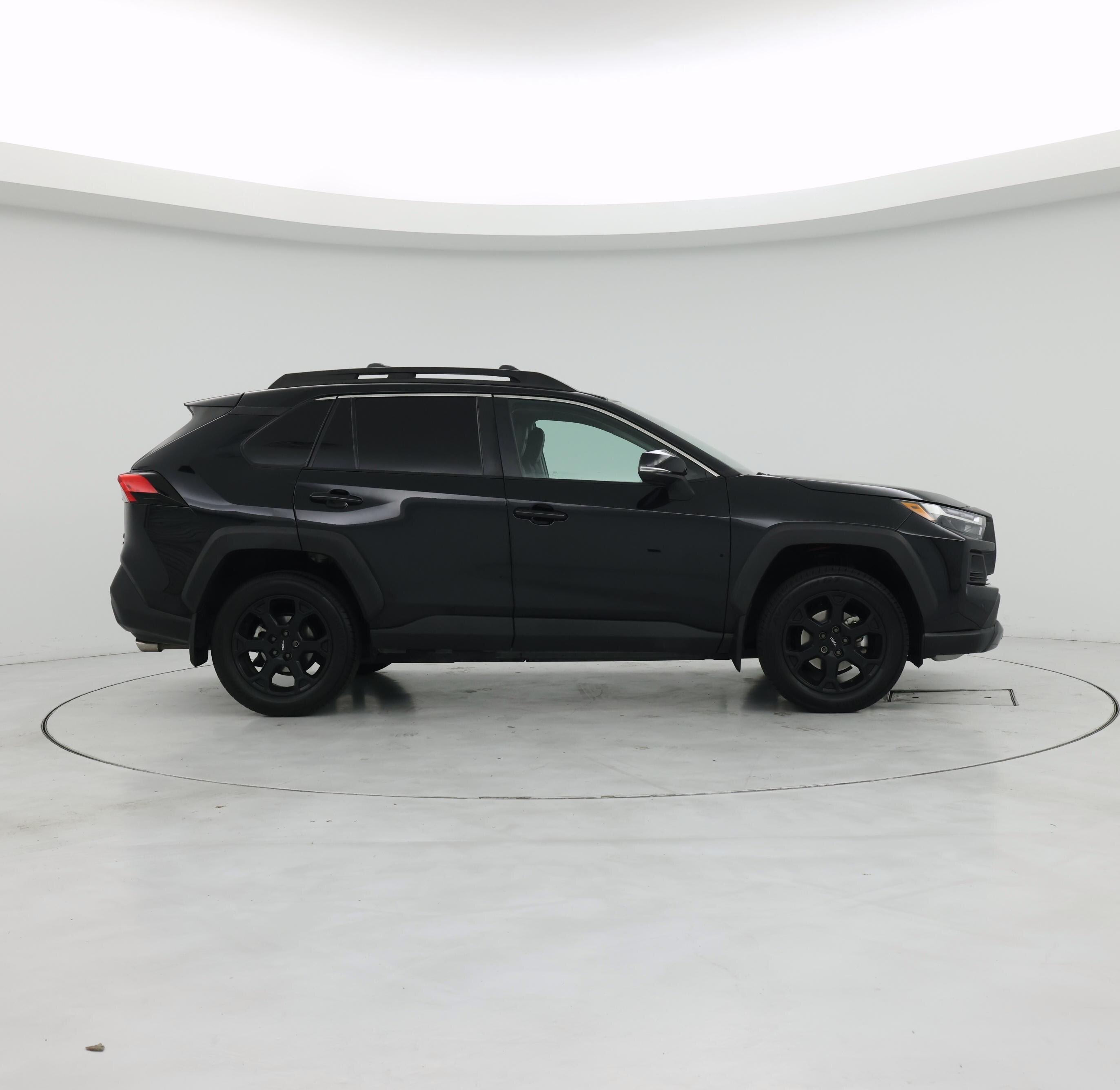 Thumbnail: 2022 Toyota RAV4 - 7