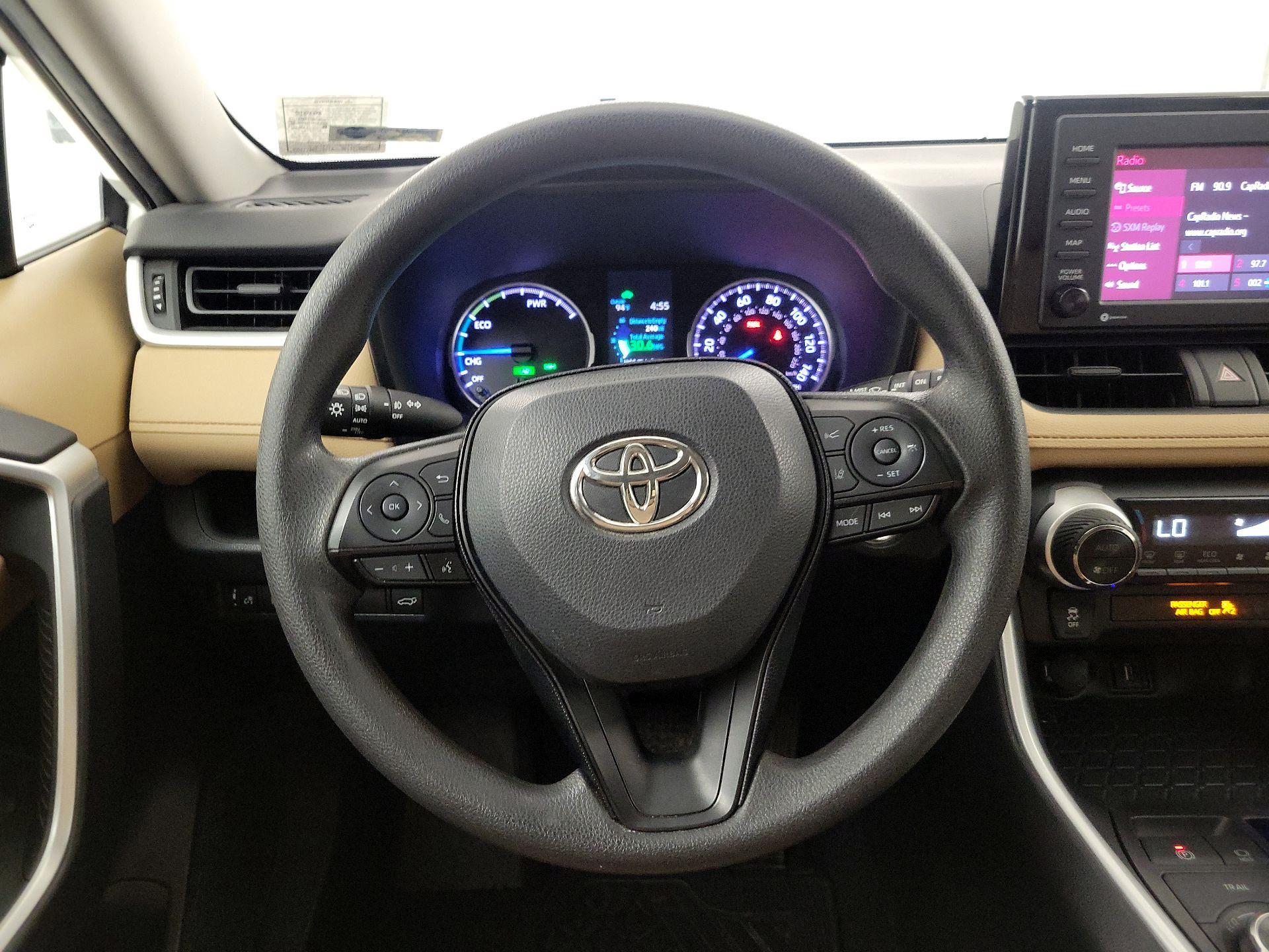 Thumbnail: 2020 Toyota RAV4 - 10