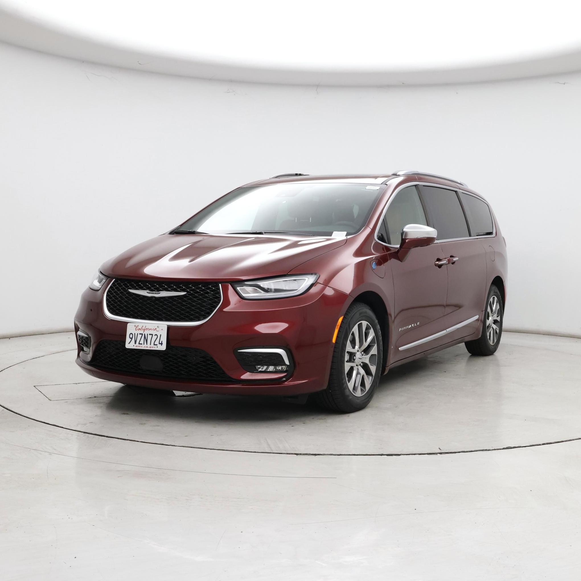 Thumbnail: 2022 Chrysler Pacifica - 4