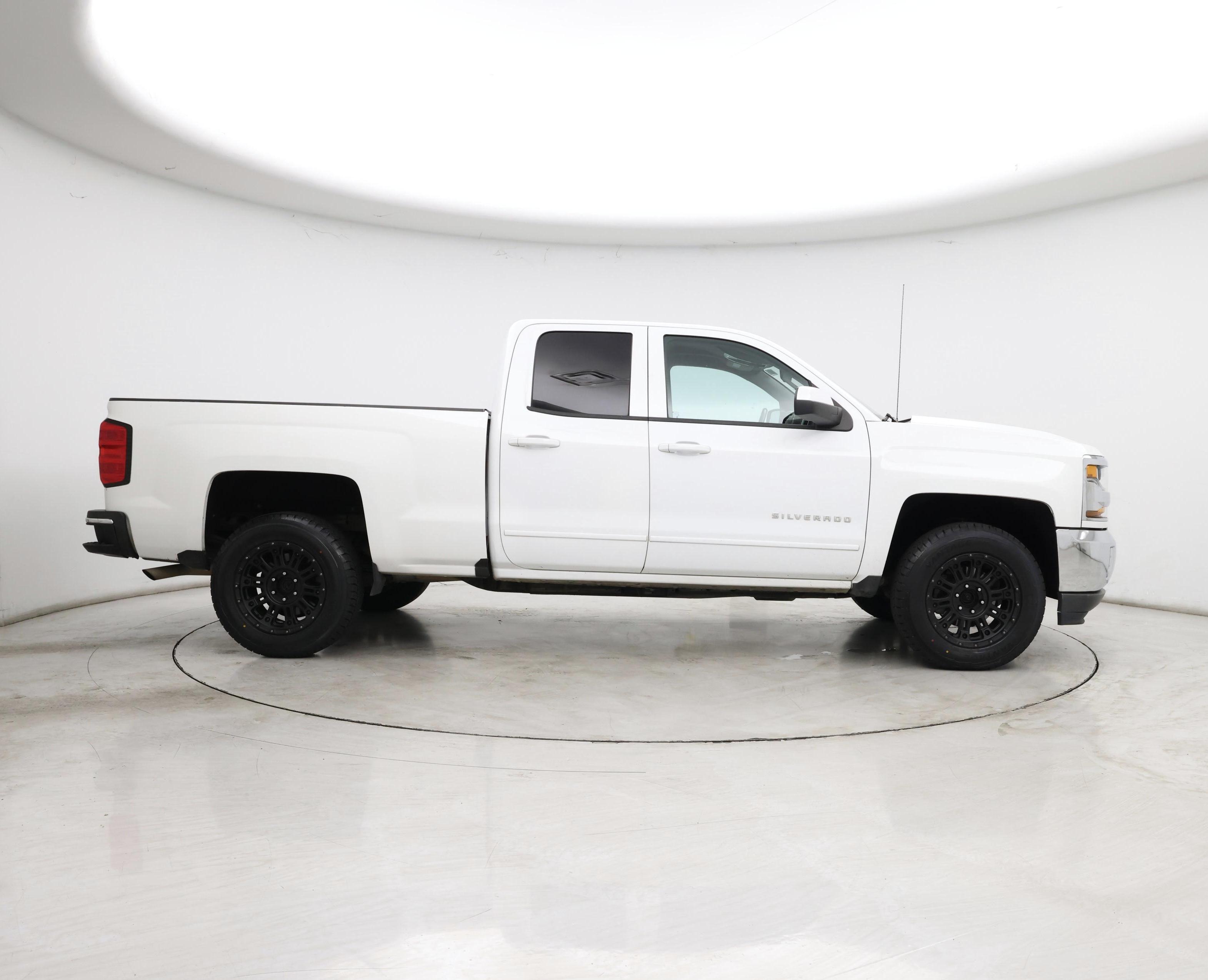 Thumbnail: 2017 Chevrolet Silverado 1500 - 7