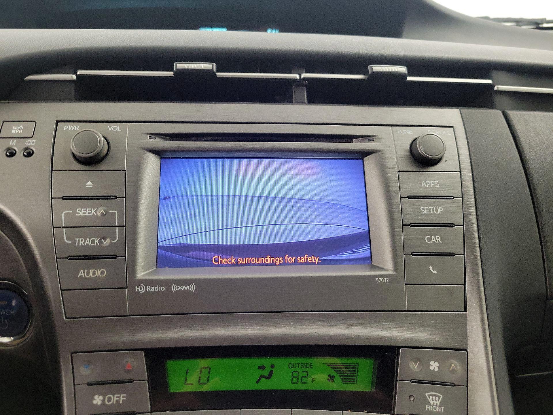 Thumbnail: 2015 Toyota Prius - 14