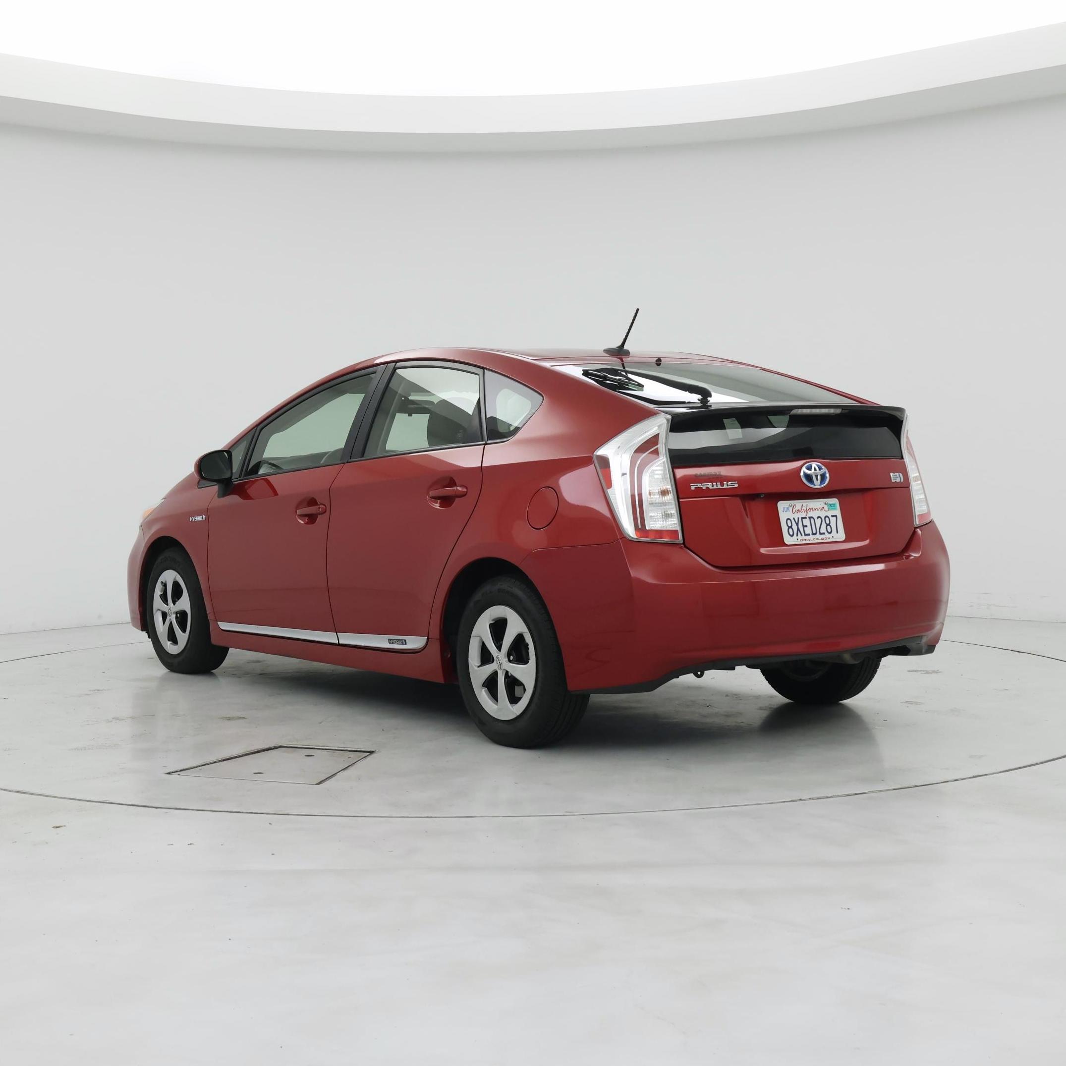 Thumbnail: 2015 Toyota Prius - 2