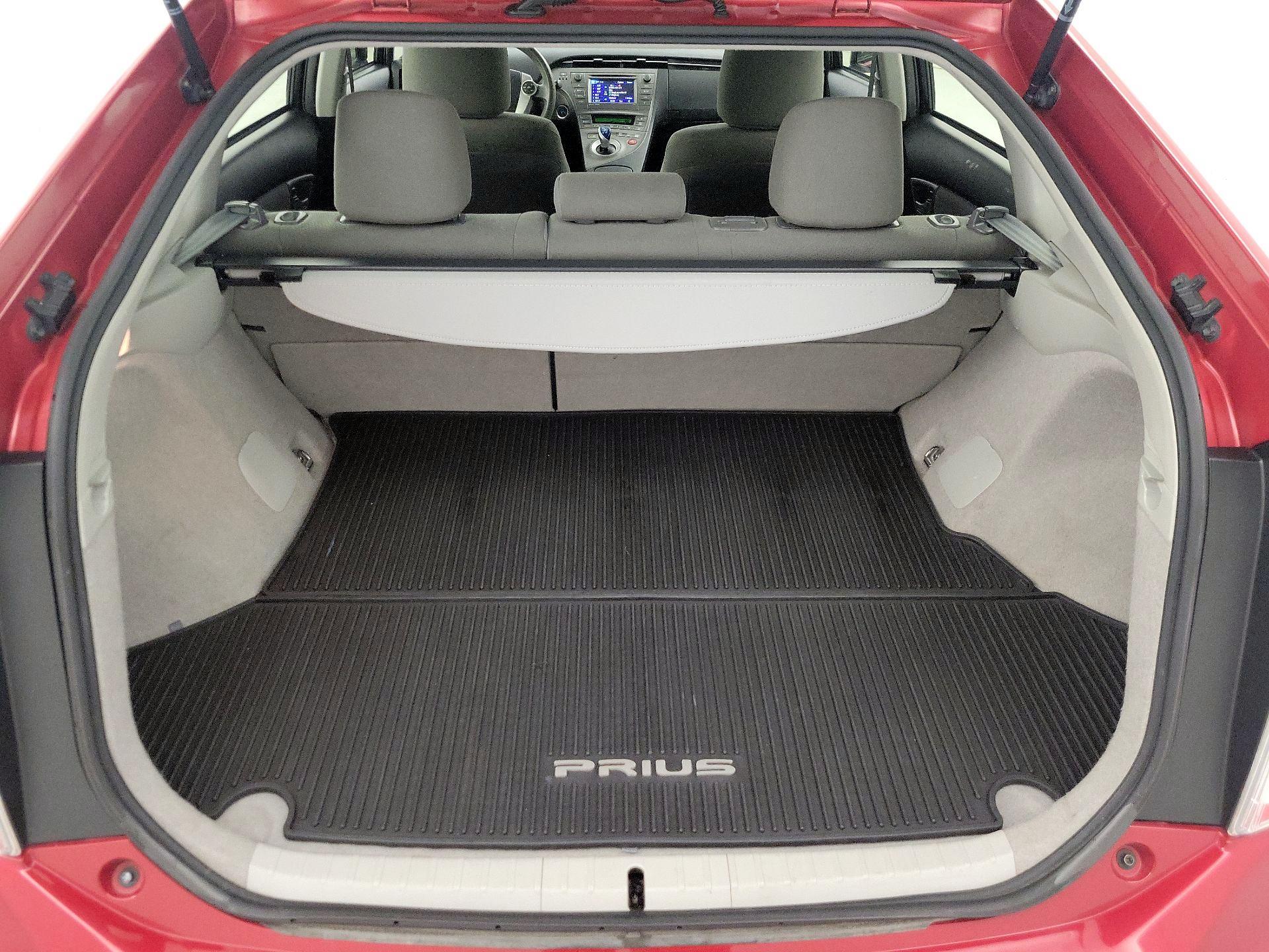 Thumbnail: 2015 Toyota Prius - 20