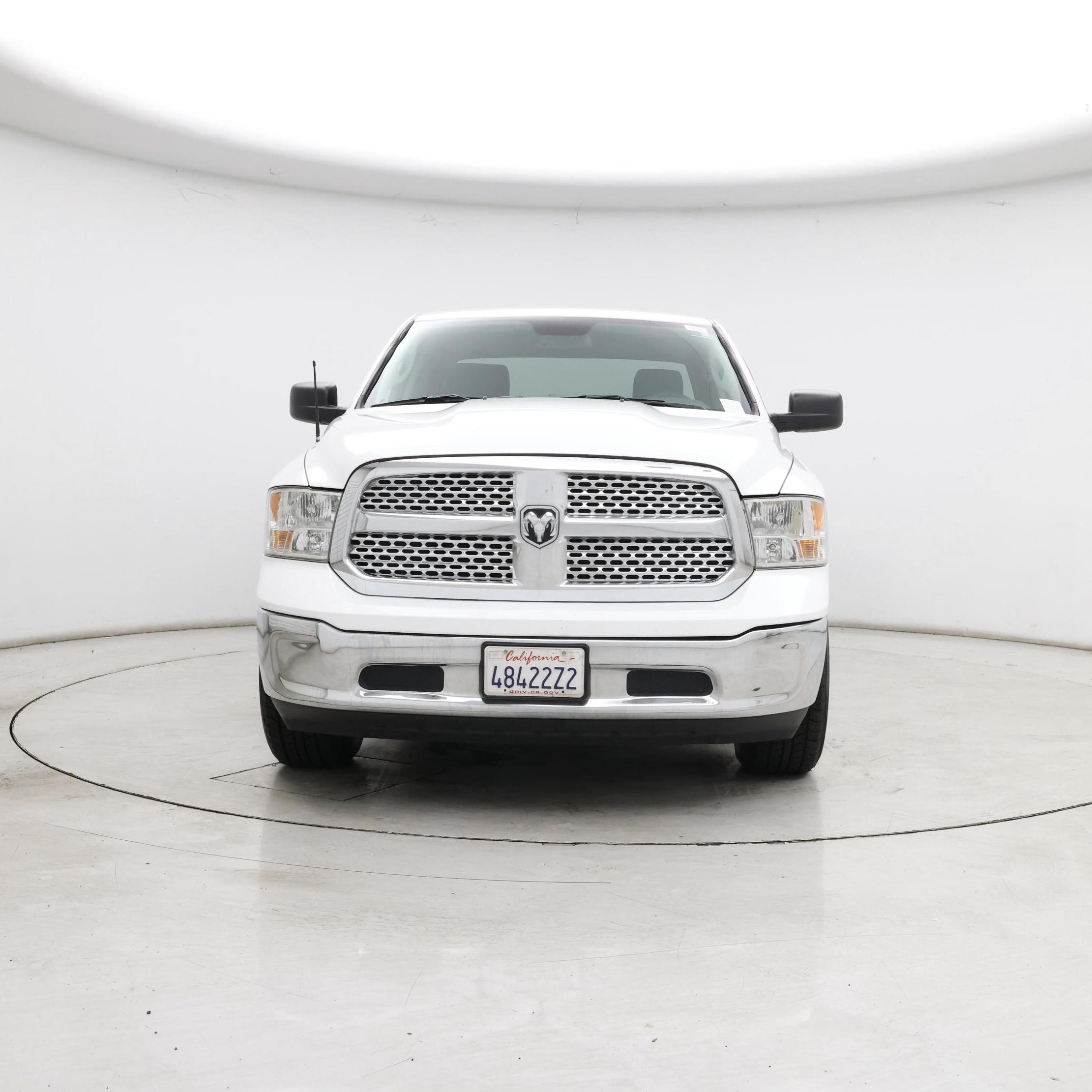Thumbnail: 2019 RAM 1500 Classic - 5