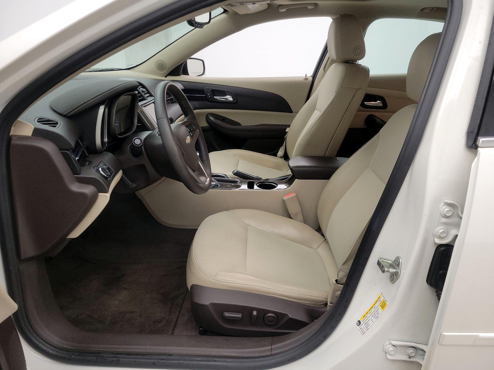Thumbnail: 2014 Chevrolet Malibu - 11