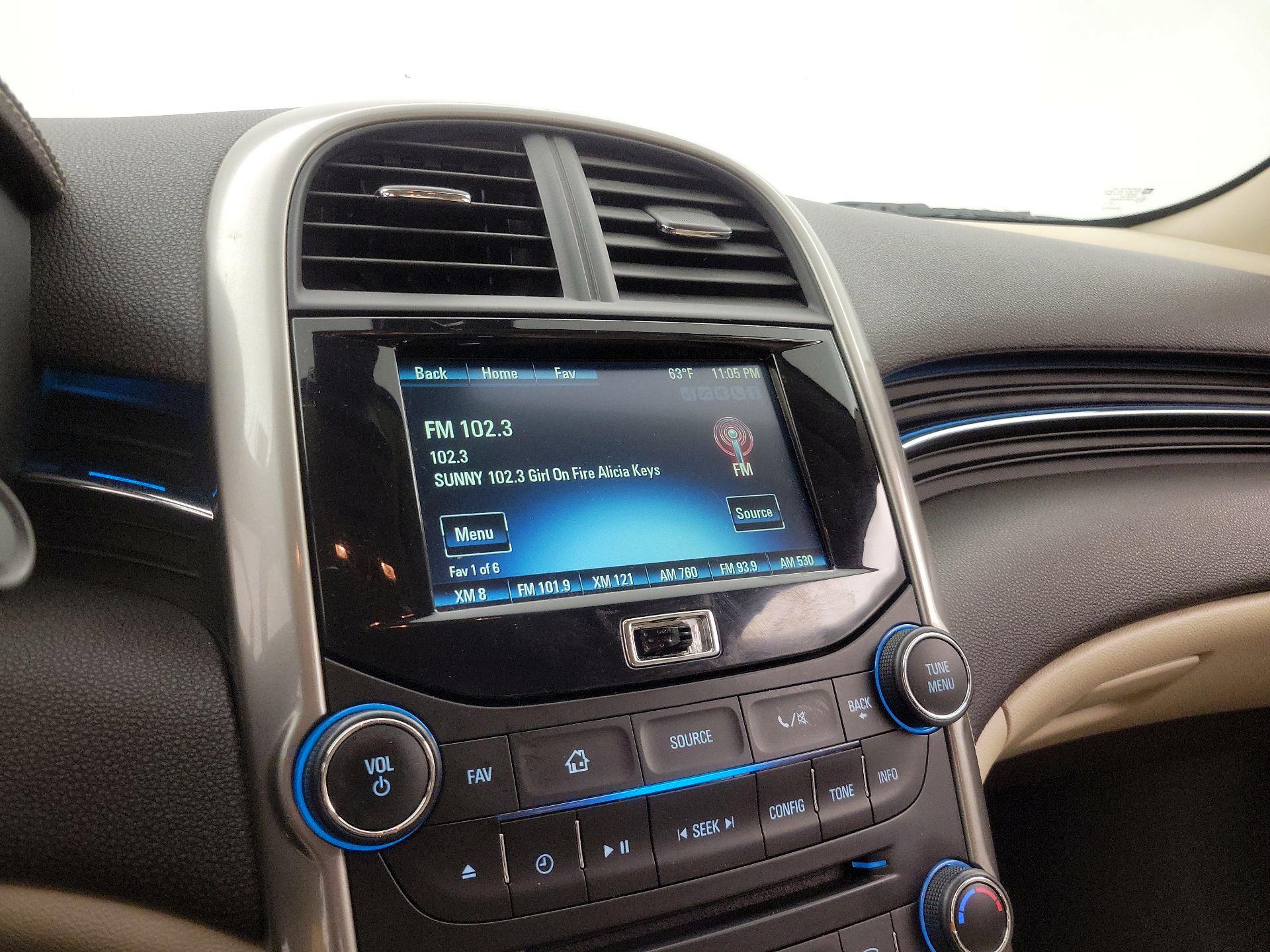 Thumbnail: 2014 Chevrolet Malibu - 15