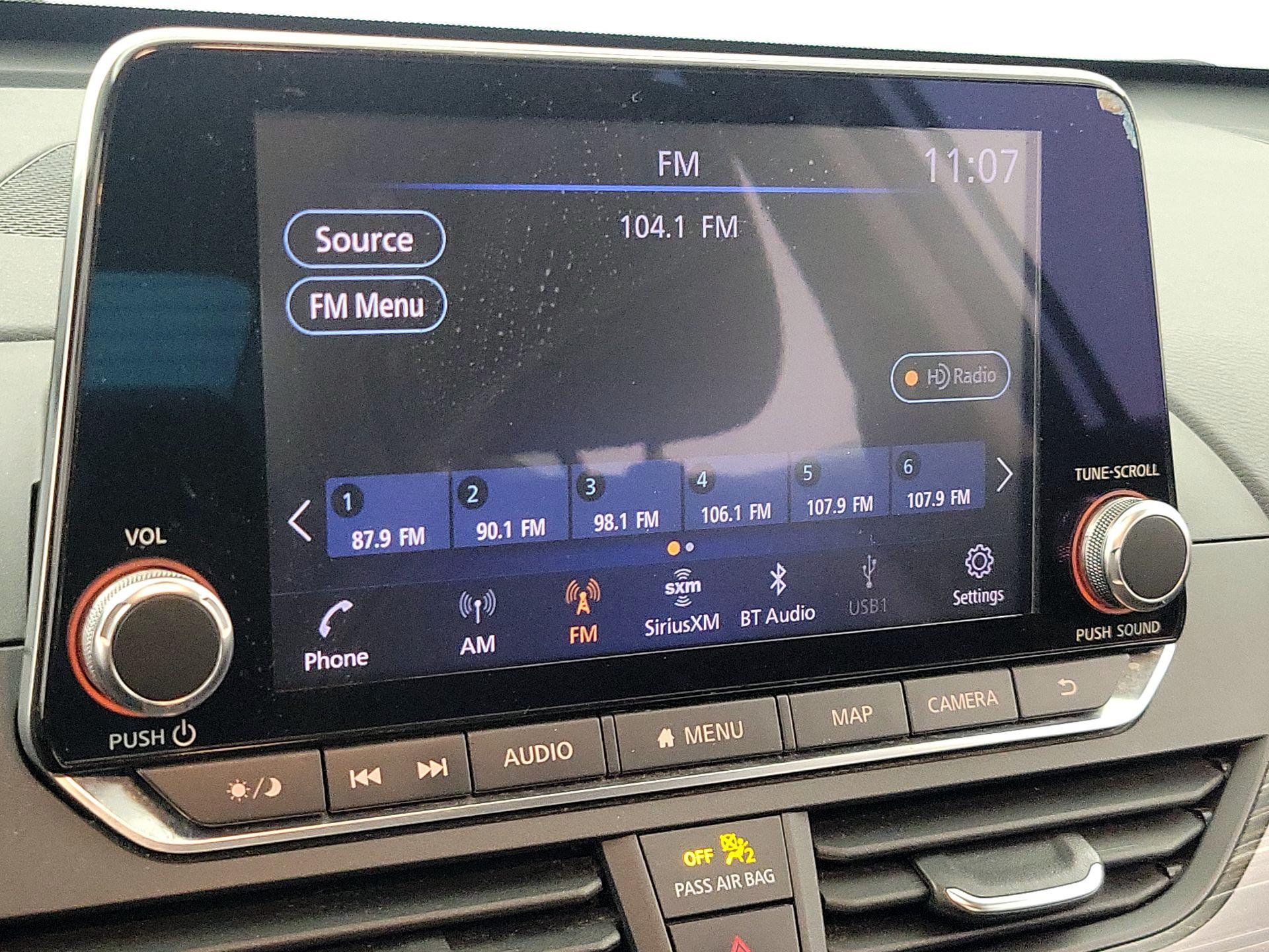 Thumbnail: 2019 Nissan Altima - 16