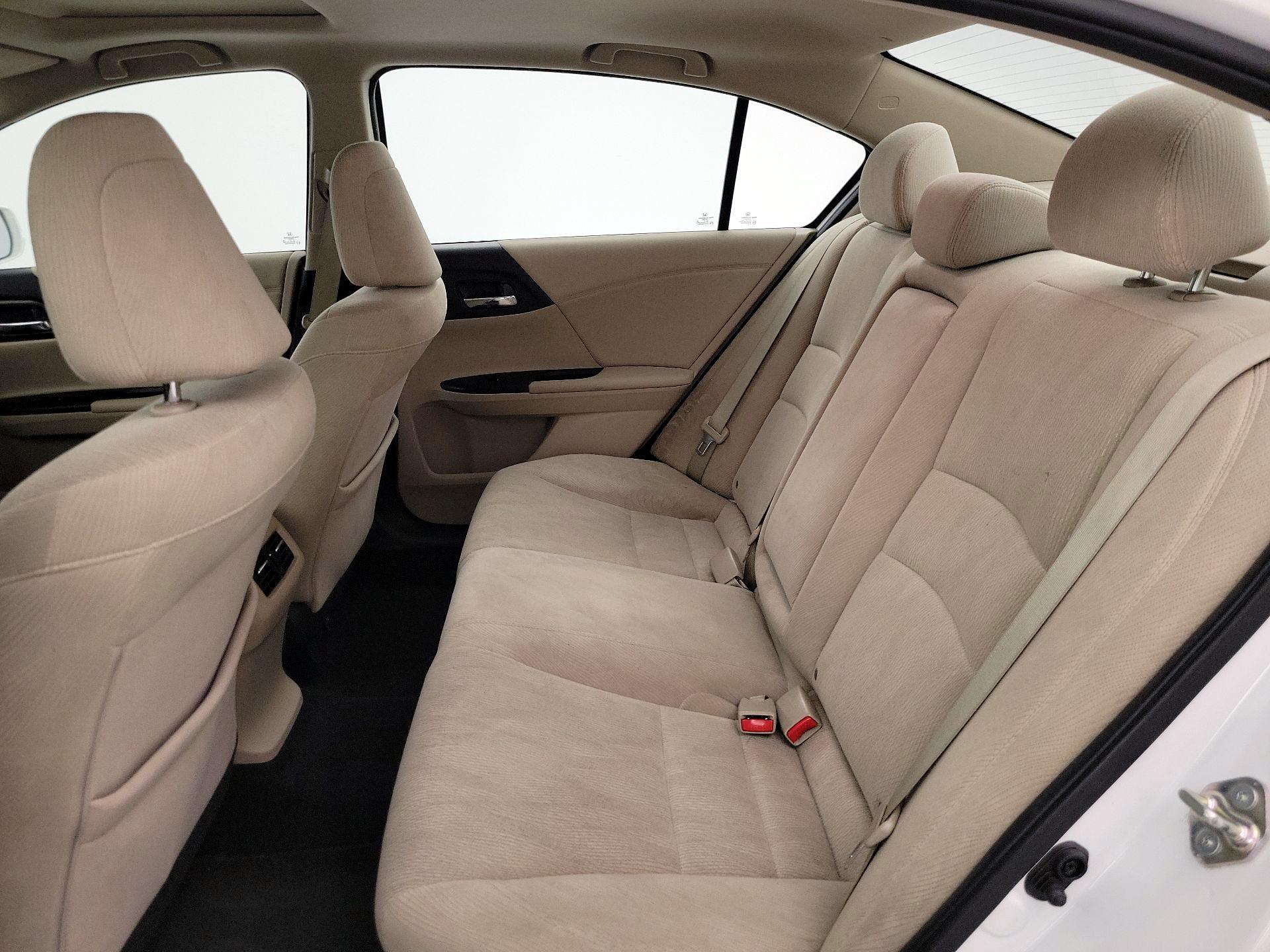 Thumbnail: 2015 Honda Accord - 19