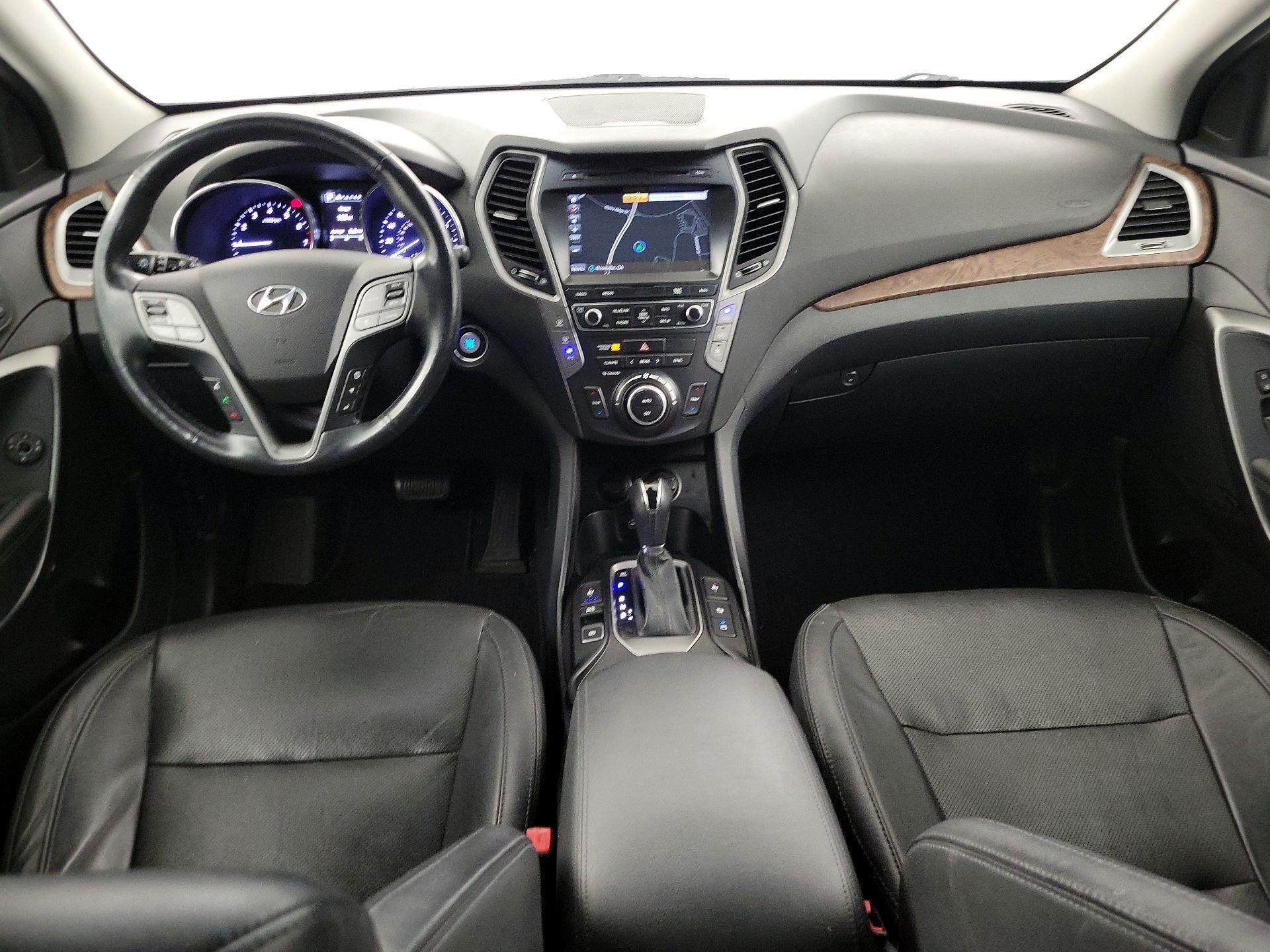 Thumbnail: 2017 Hyundai Santa Fe - 9