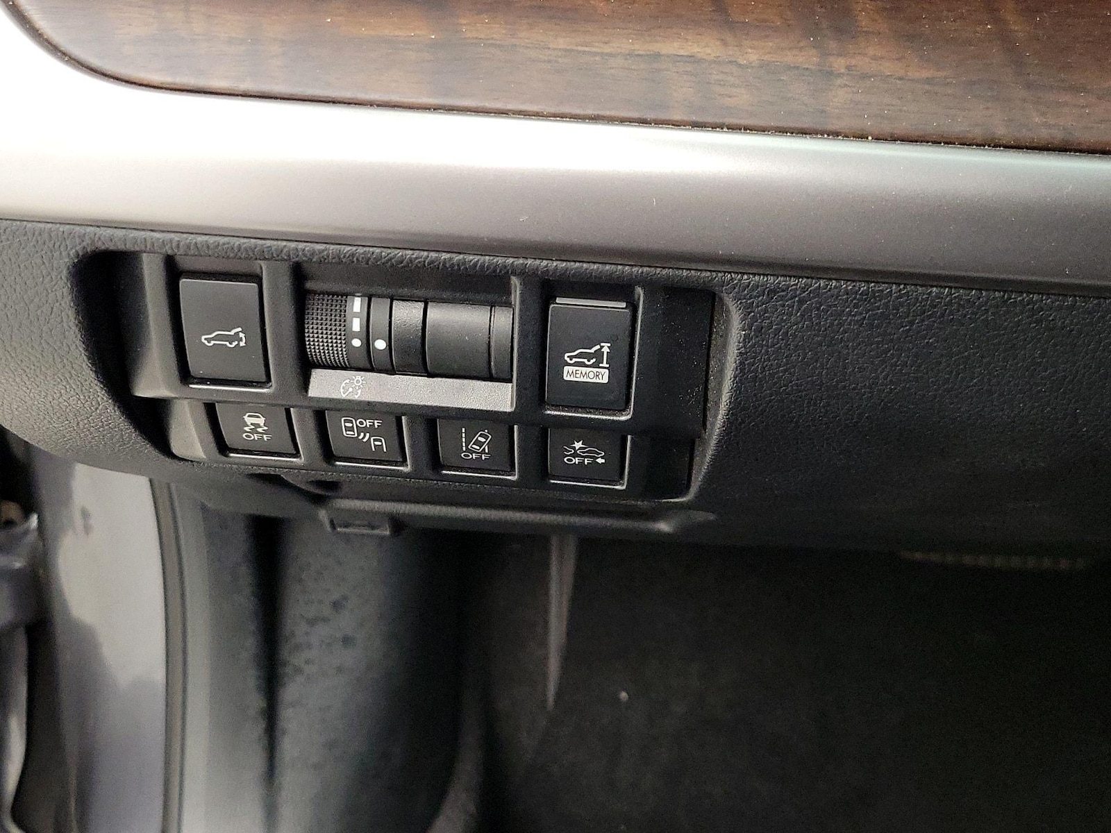 2019 Subaru Outback Limited - Photo 14