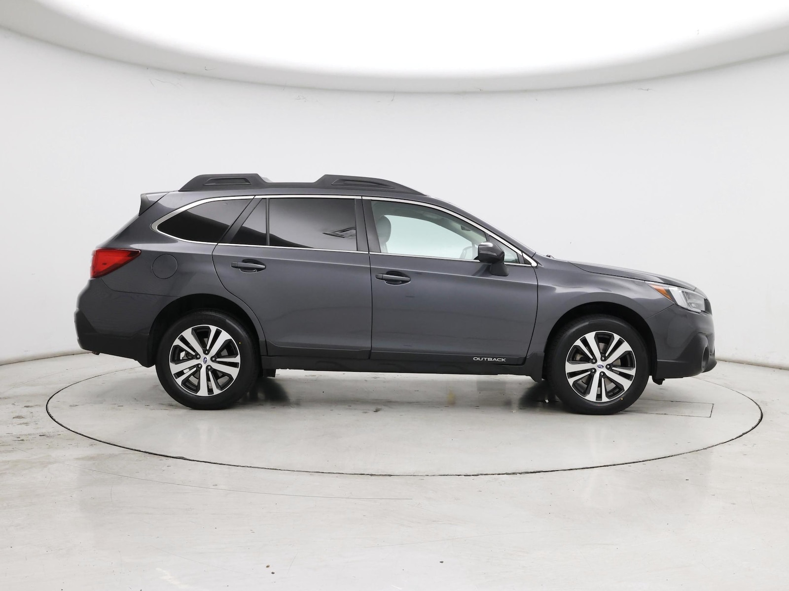 2019 Subaru Outback Limited - Photo 8