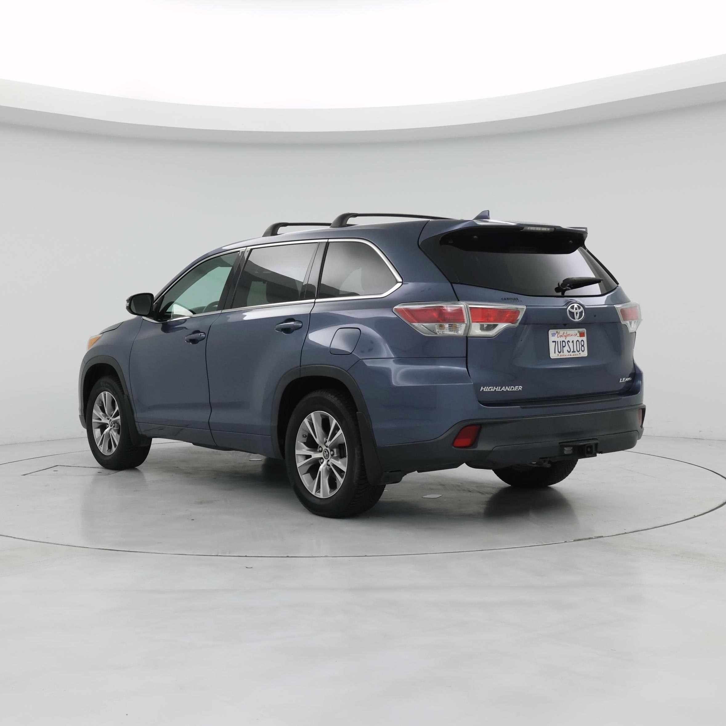 Thumbnail: 2016 Toyota Highlander - 2