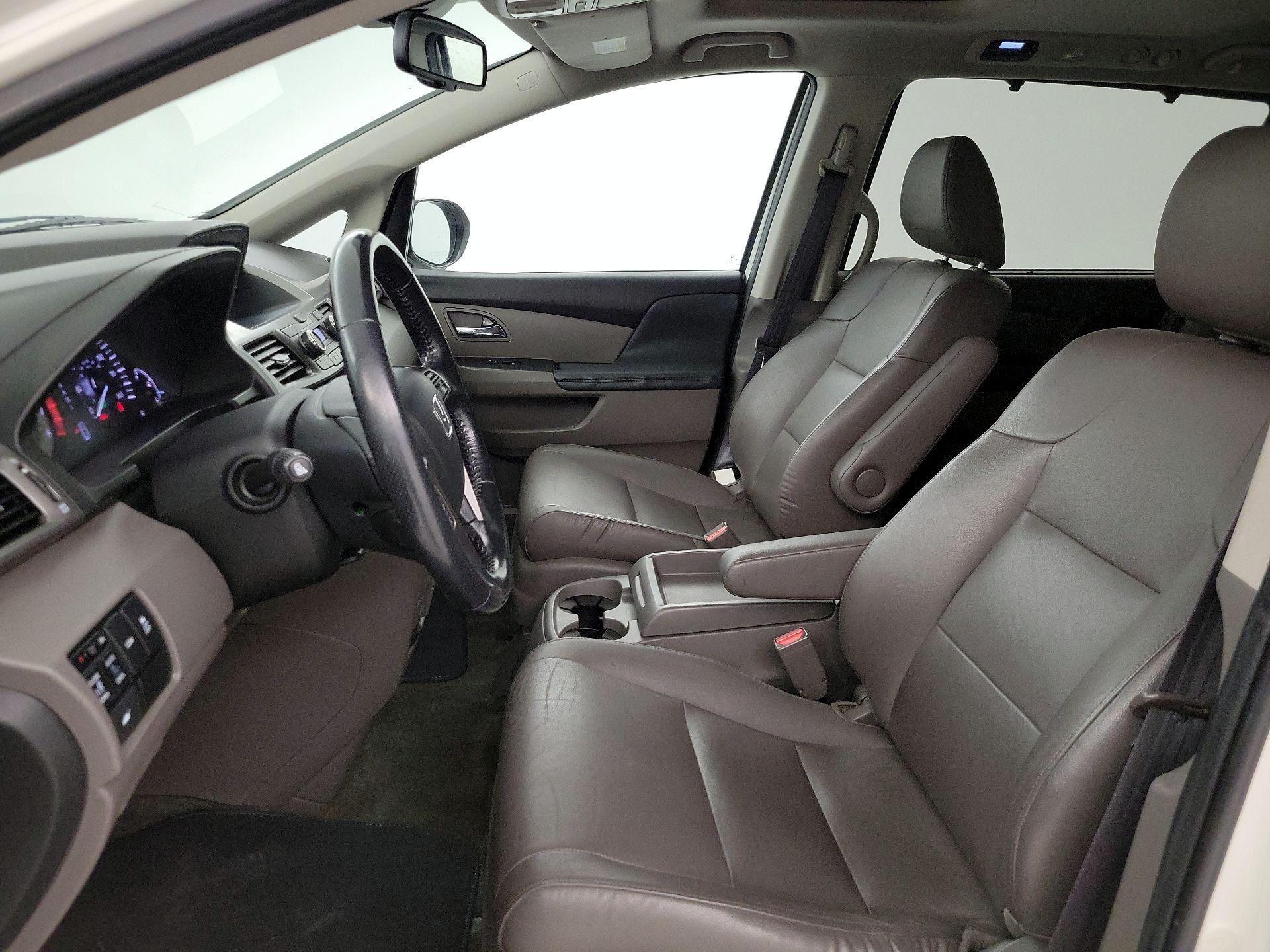 Thumbnail: 2016 Honda Odyssey - 11