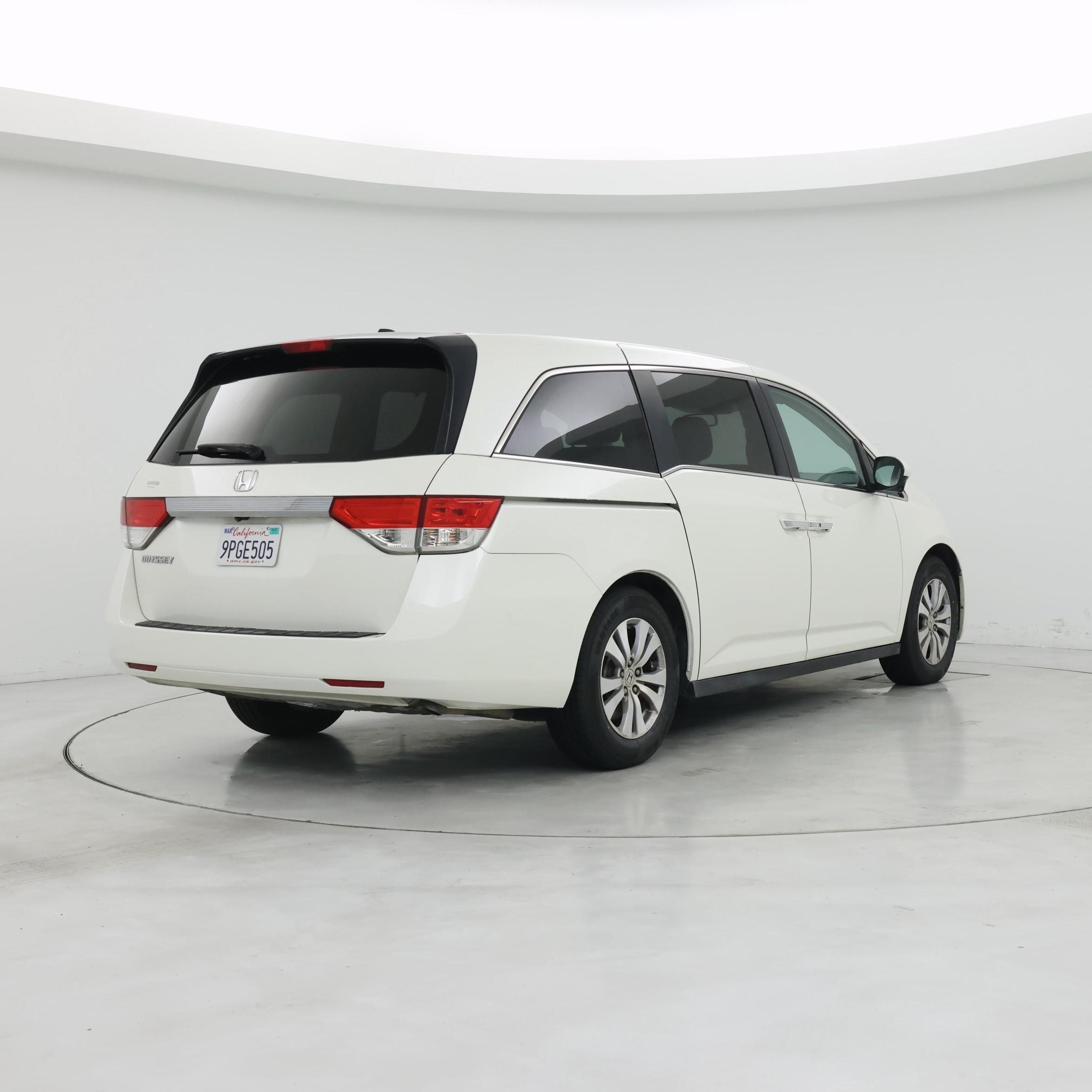 Thumbnail: 2016 Honda Odyssey - 8