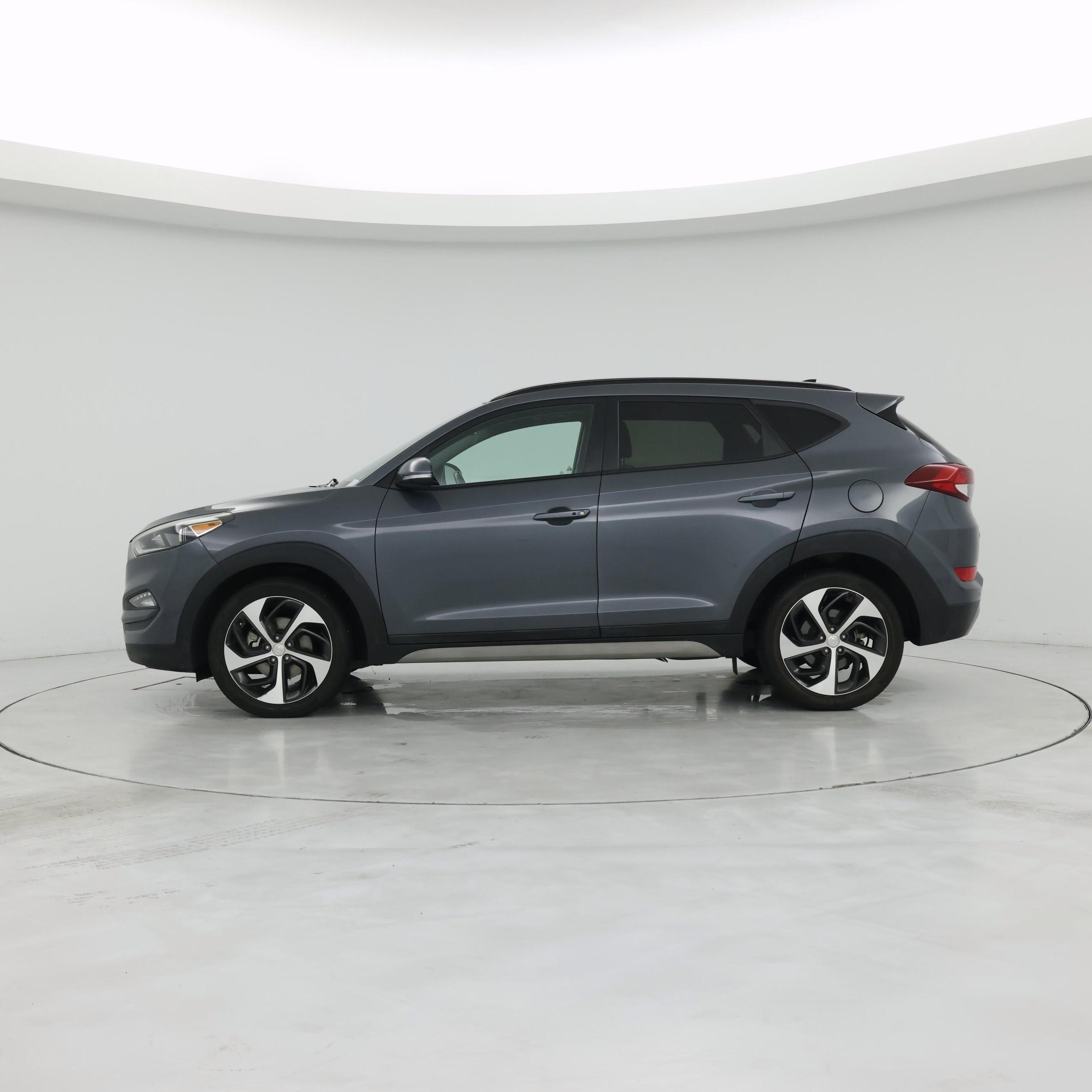 Thumbnail: 2018 Hyundai Tucson - 3