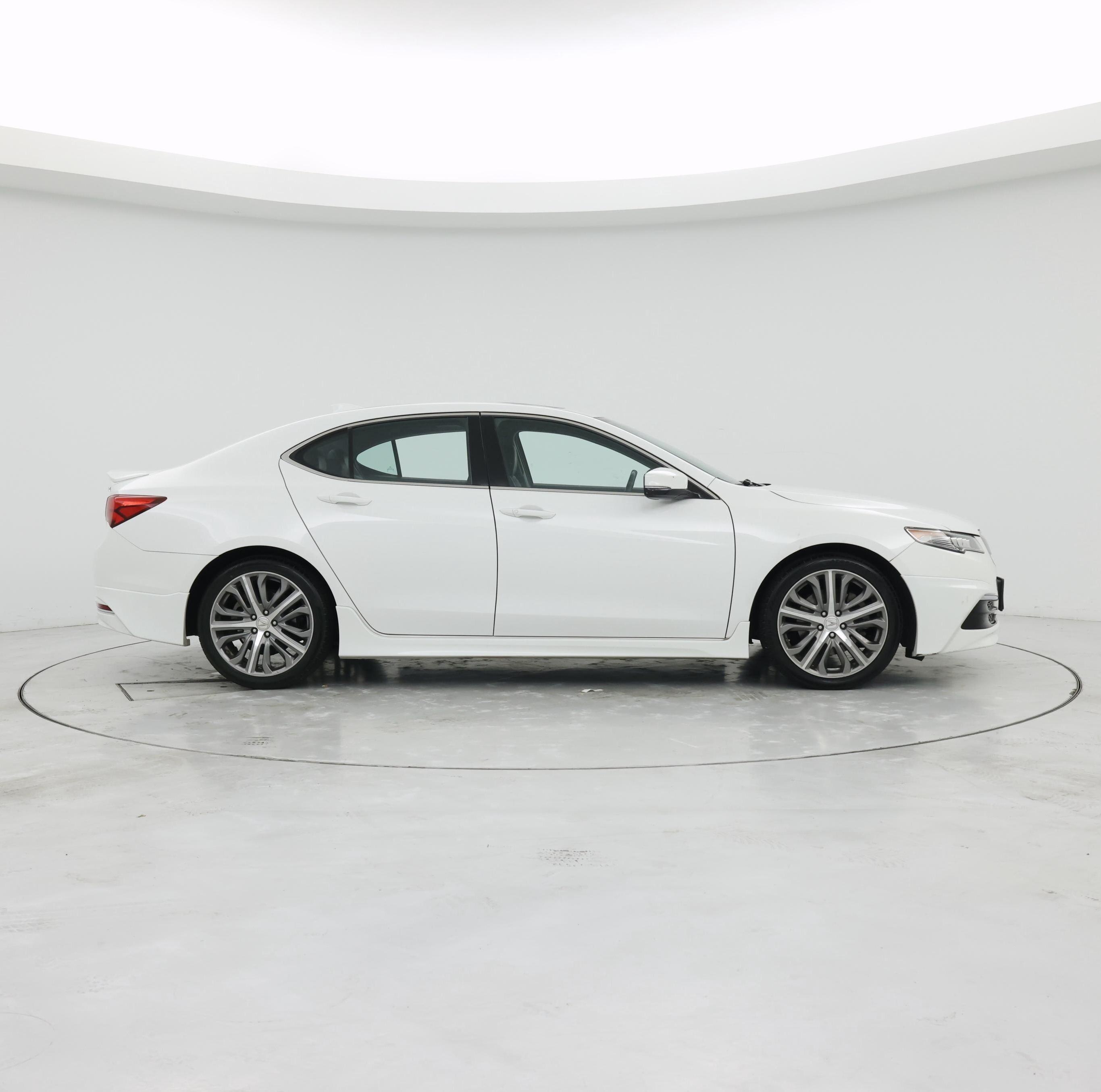 Thumbnail: 2015 Acura TLX - 7