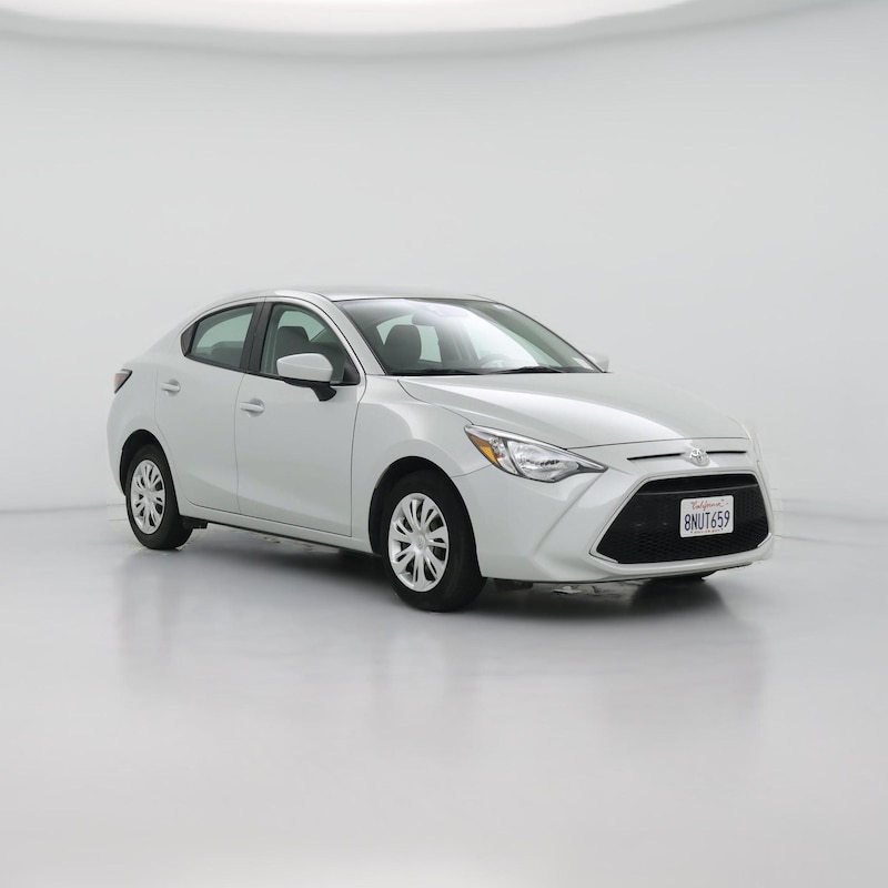 2020 Toyota Yaris LE