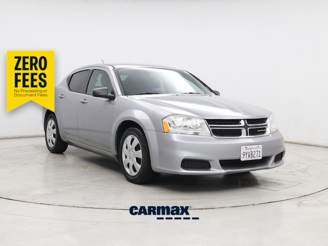 Silver 2014 Dodge Avenger Sedan Front-Wheel Drive Automatic