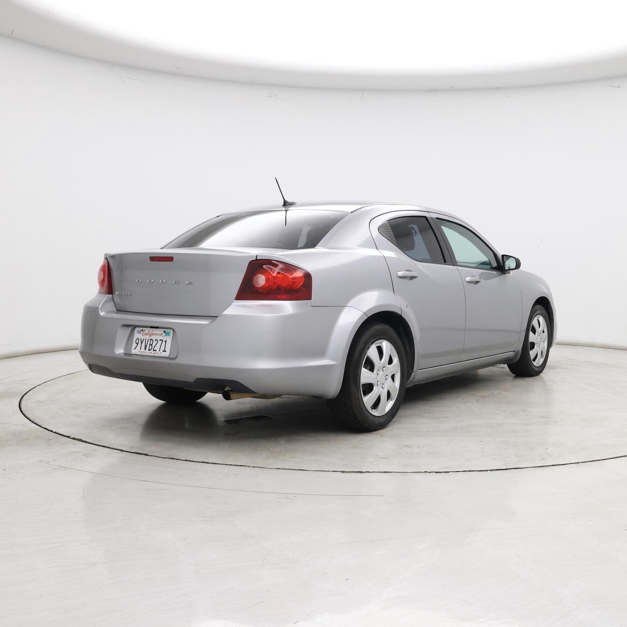 Thumbnail: 2014 Dodge Avenger - 8