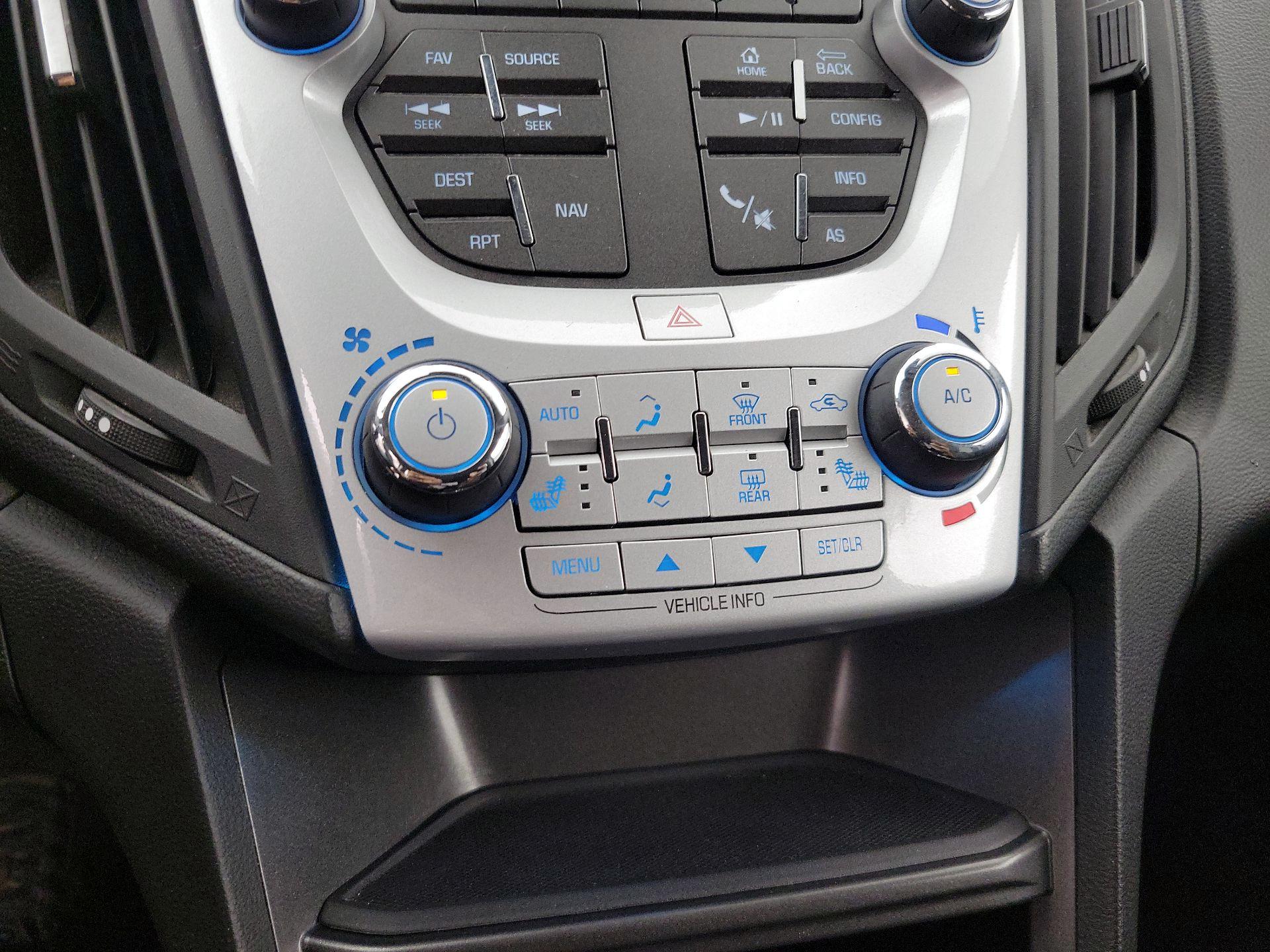 Thumbnail: 2016 Chevrolet Equinox - 16