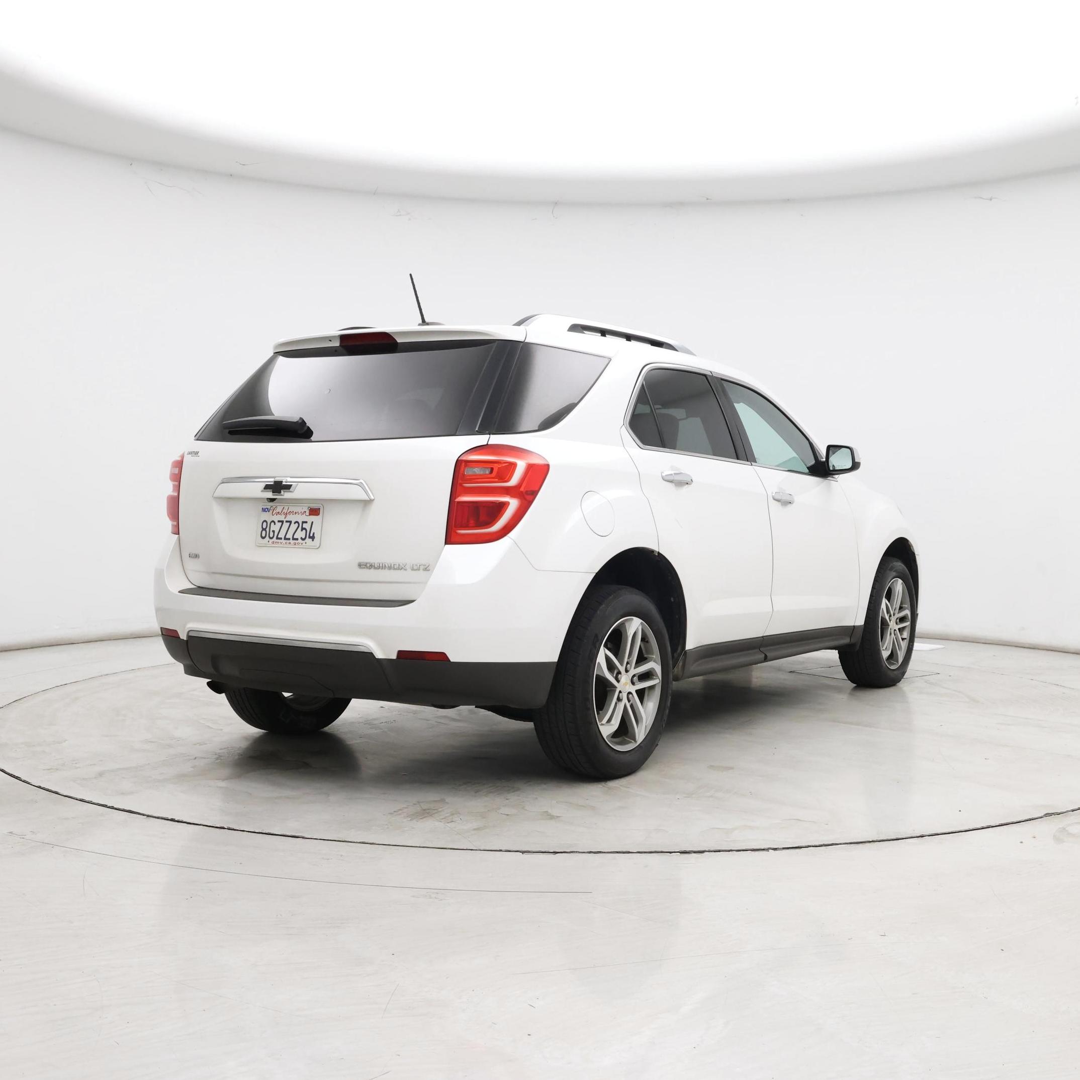Thumbnail: 2016 Chevrolet Equinox - 8