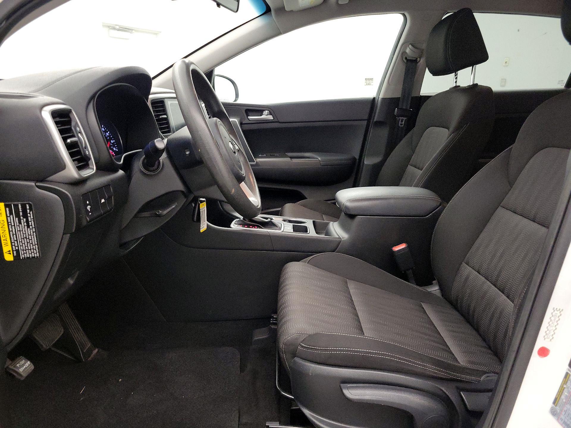 Thumbnail: 2020 Kia Sportage - 11