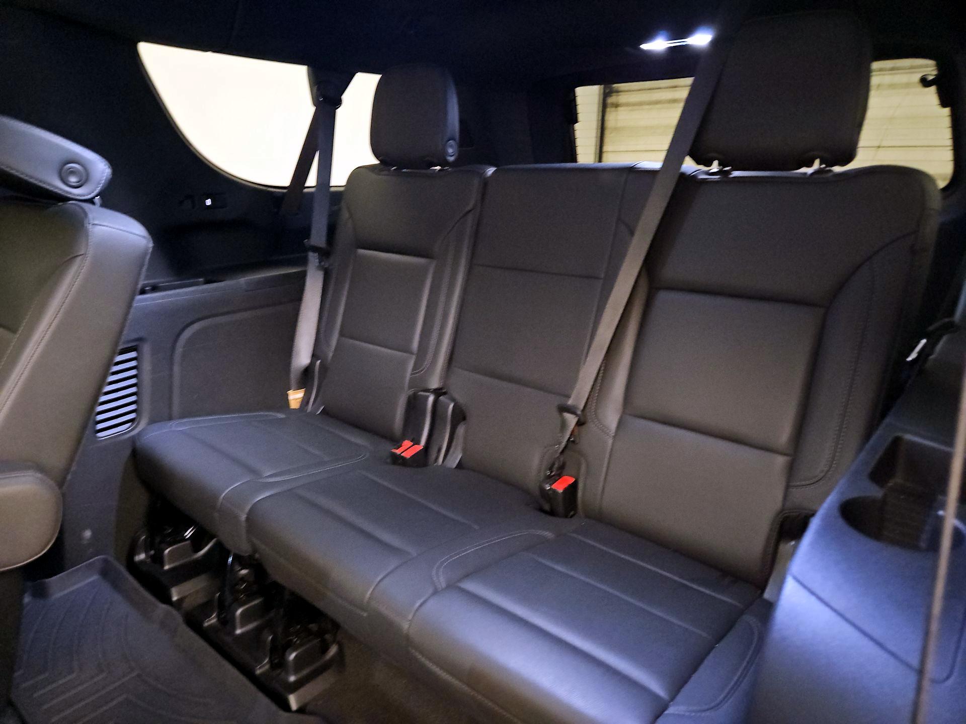 Thumbnail: 2022 Chevrolet Suburban - 20