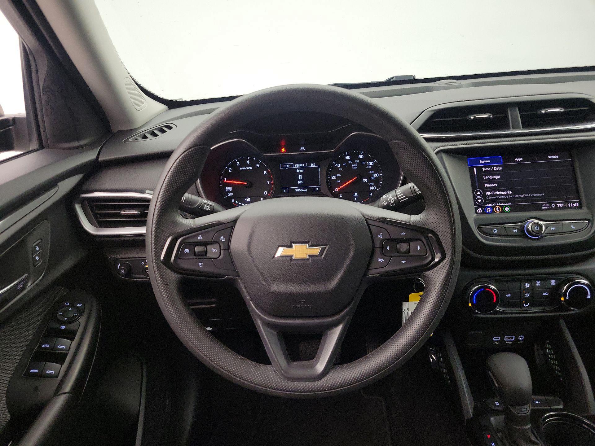 Thumbnail: 2023 Chevrolet TrailBlazer - 10