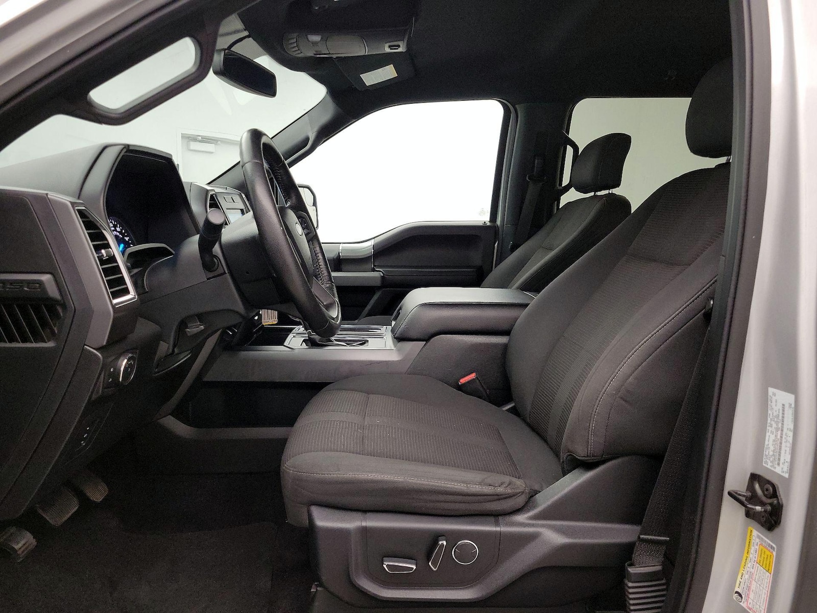 Power Seat(s) & Side Airbags
