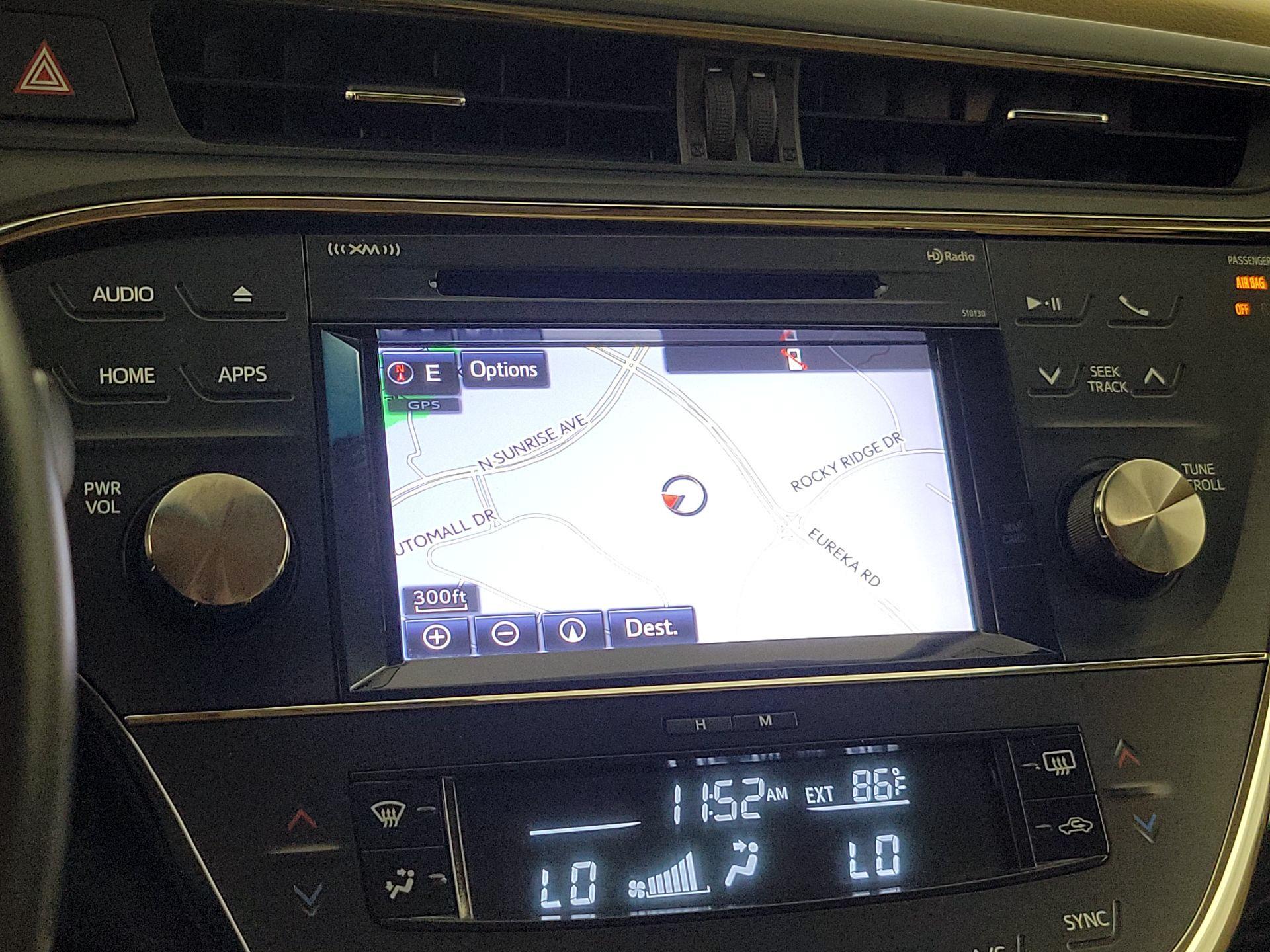 Thumbnail: 2016 Toyota Avalon - 14