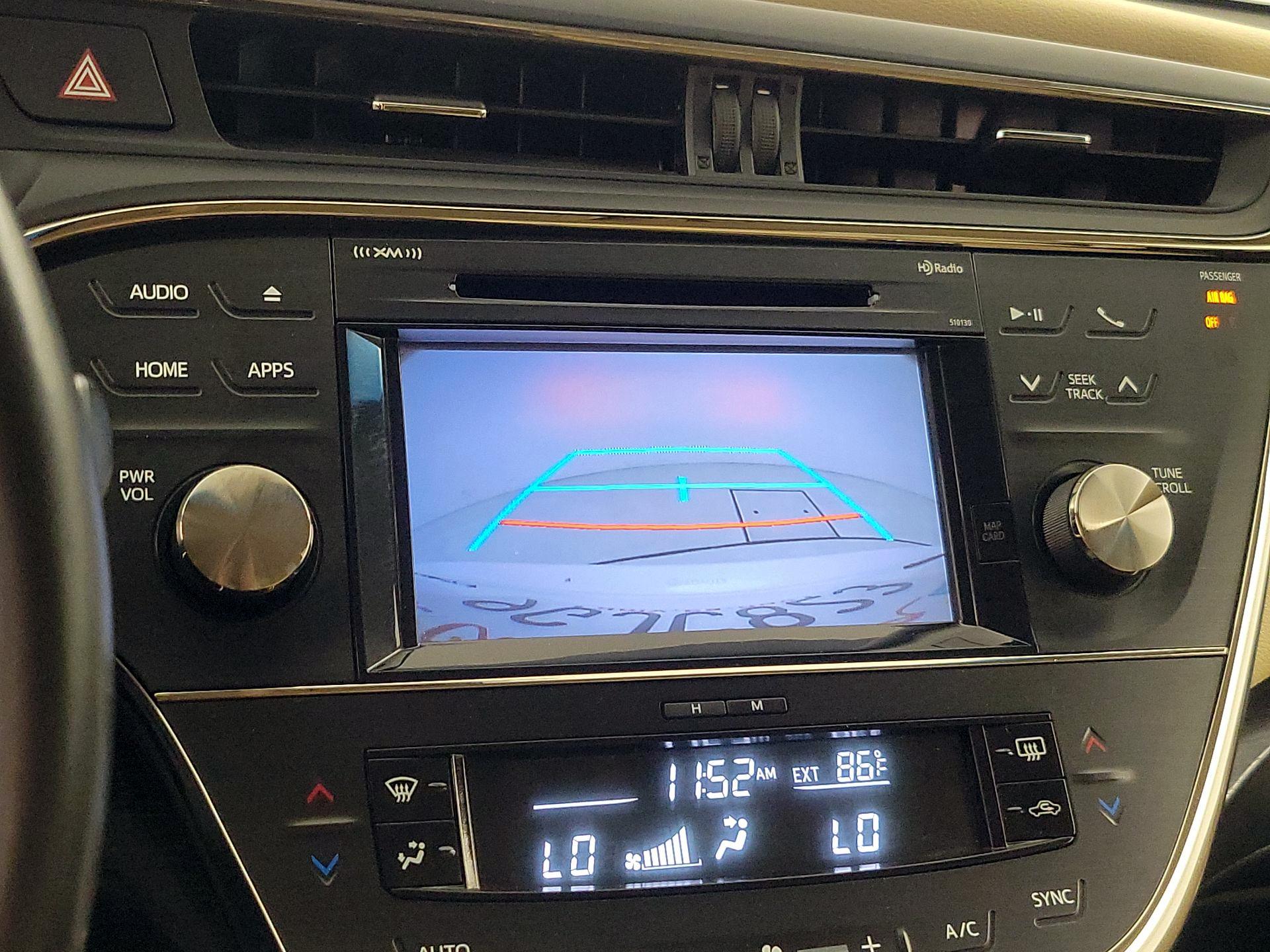 Thumbnail: 2016 Toyota Avalon - 15