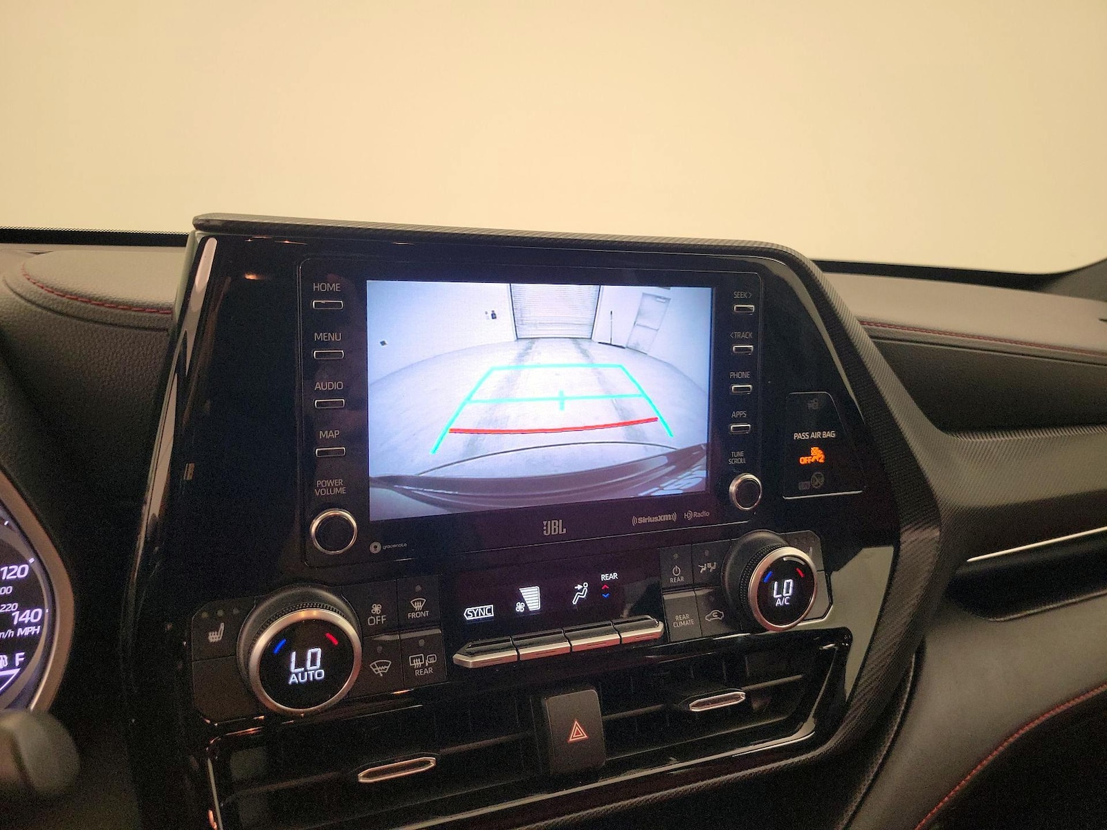 2021 Toyota Highlander XSE - Photo 16