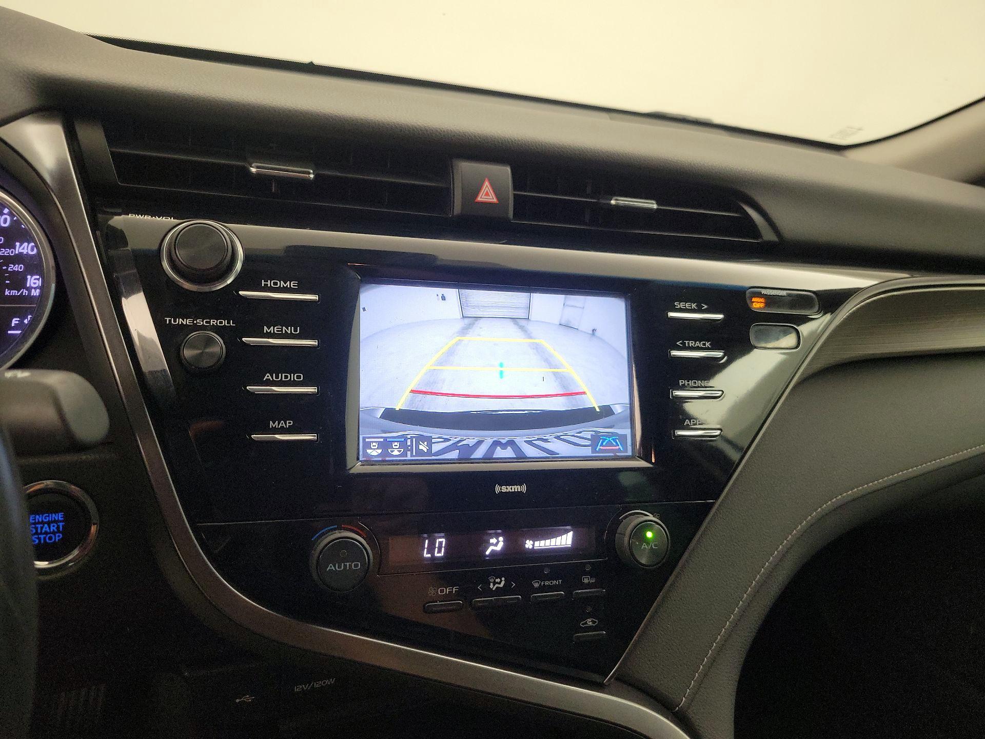 Thumbnail: 2020 Toyota Camry - 14