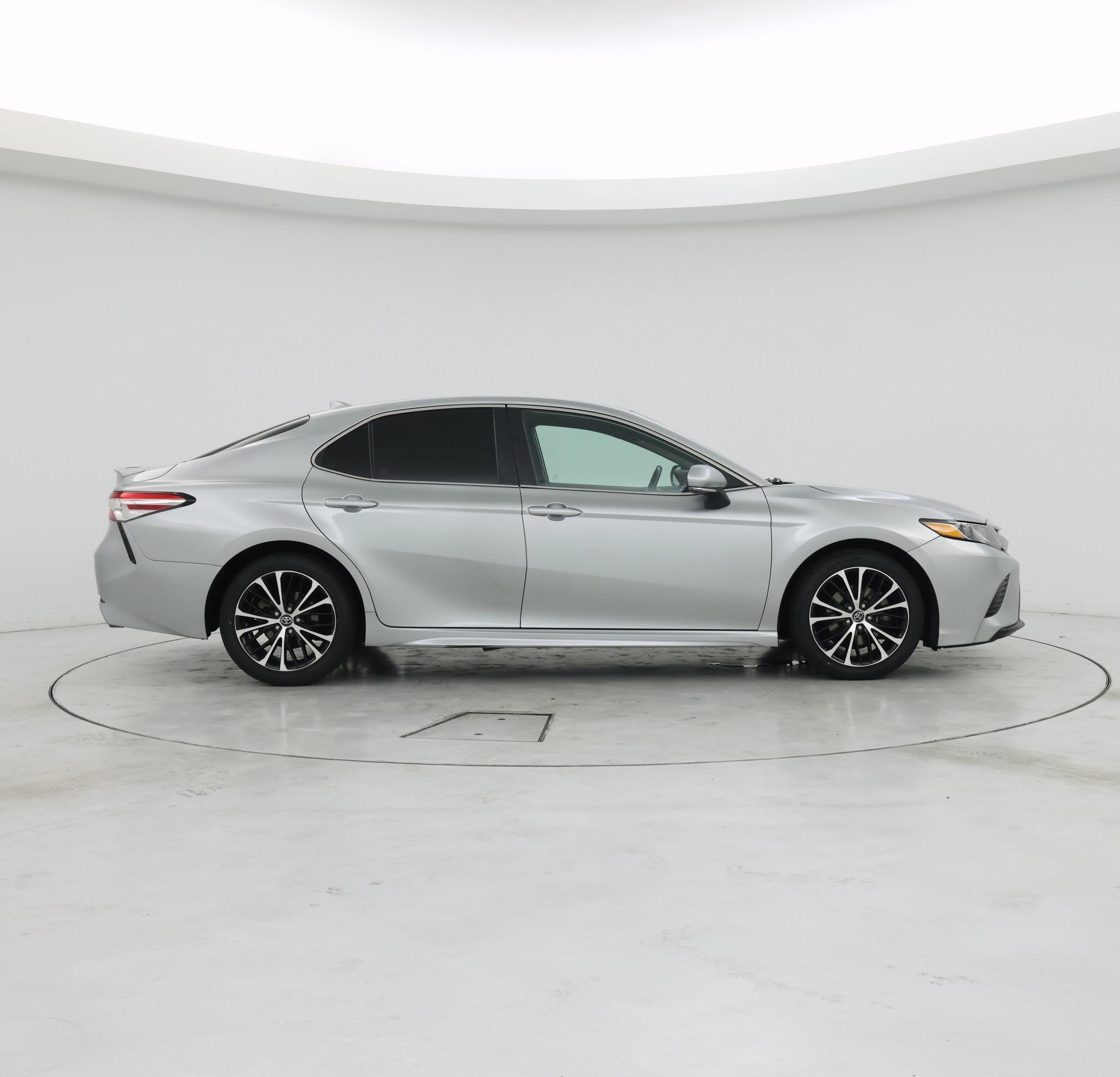 Thumbnail: 2020 Toyota Camry - 7