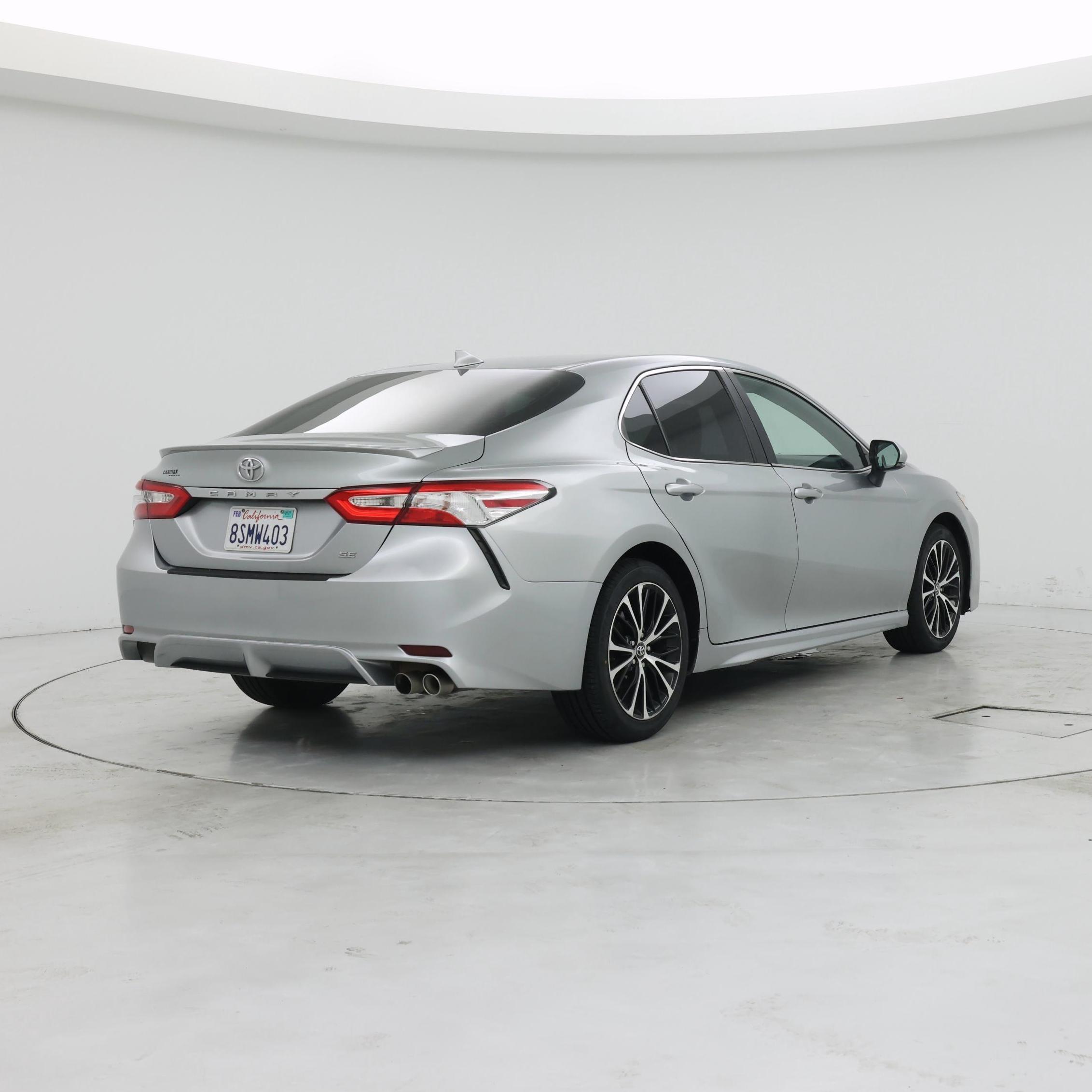 Thumbnail: 2020 Toyota Camry - 8