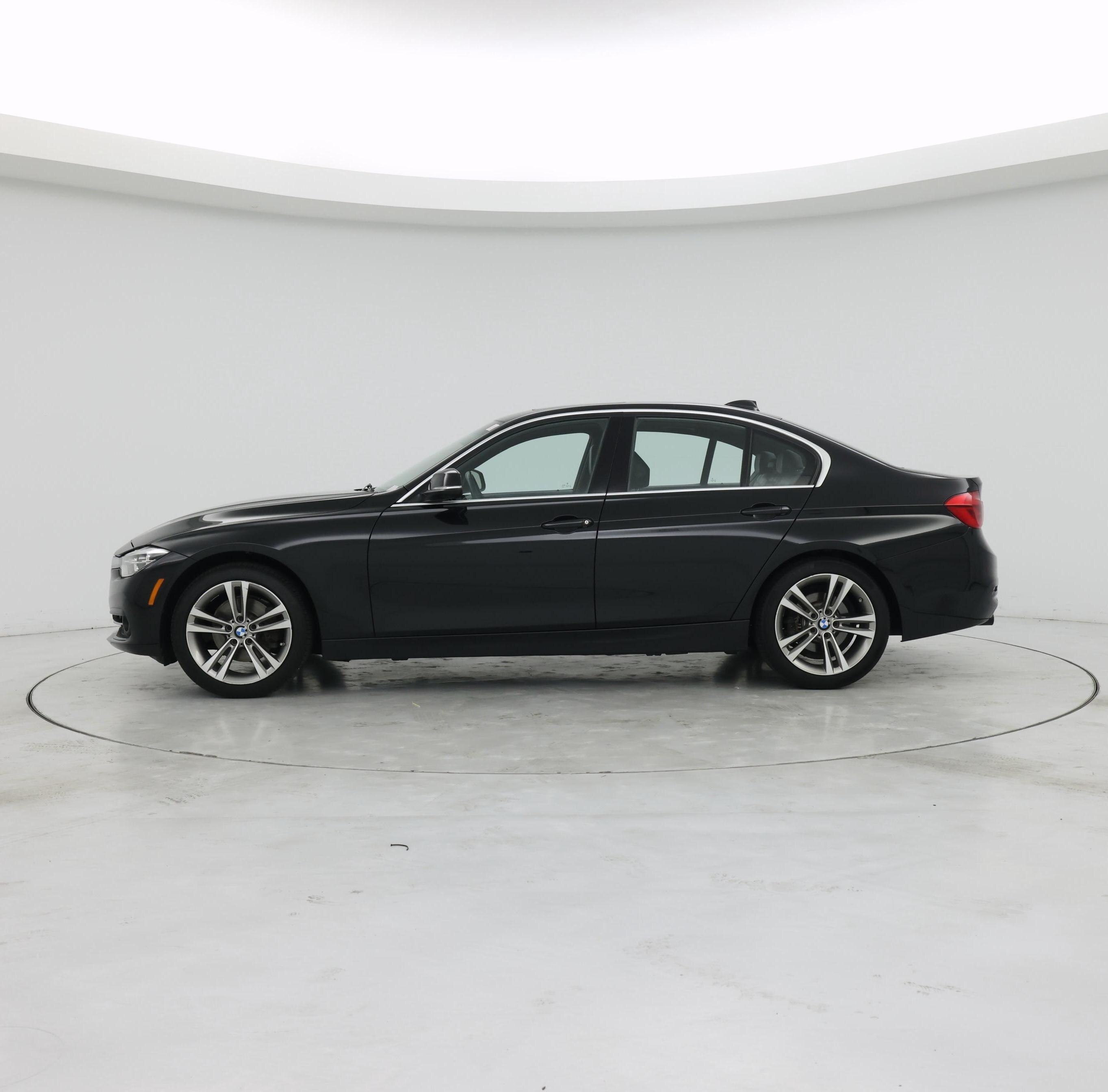 Thumbnail: 2018 BMW 3 Series - 3