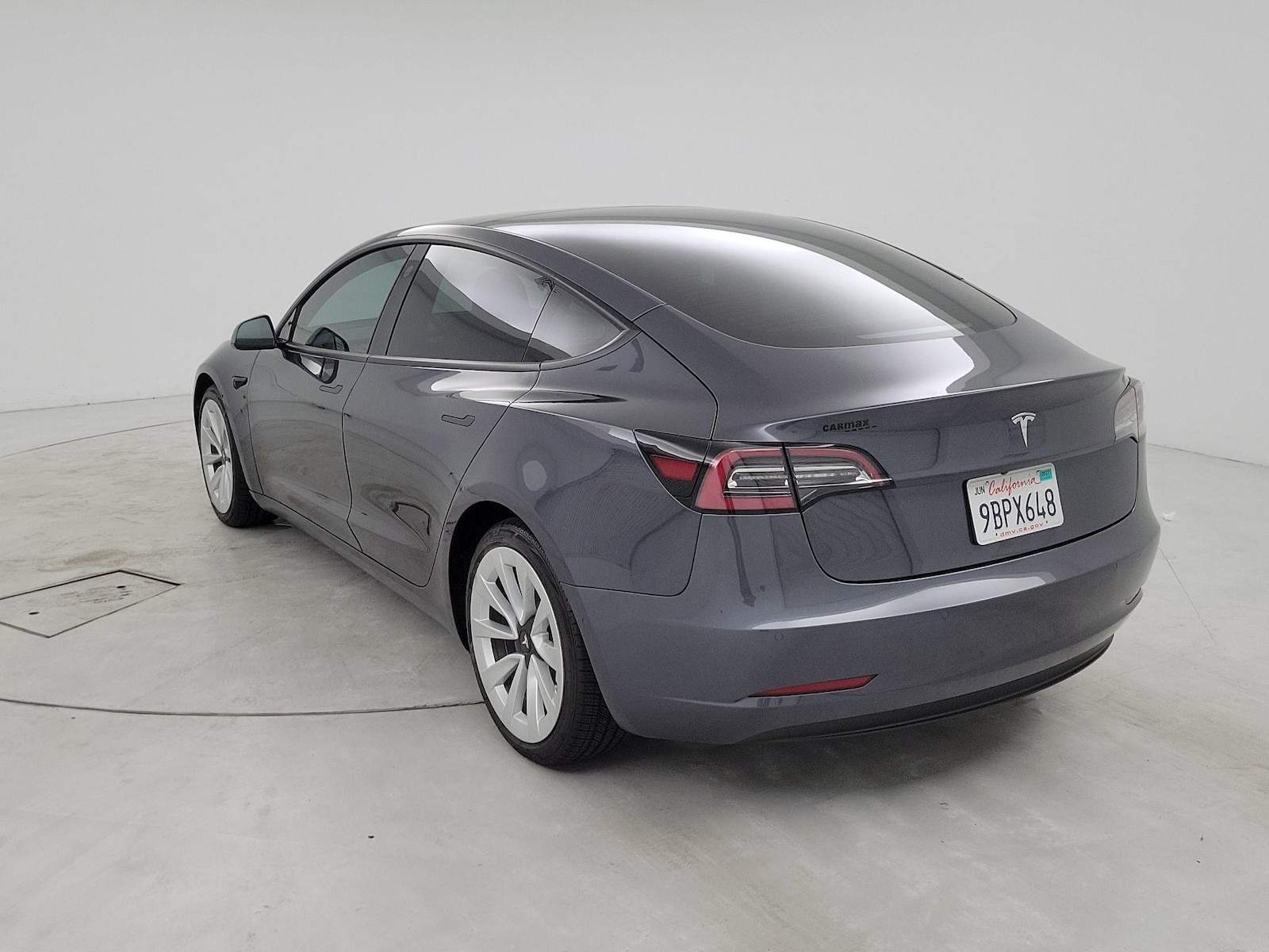2022 Tesla Model 3 Long Range - Photo 7