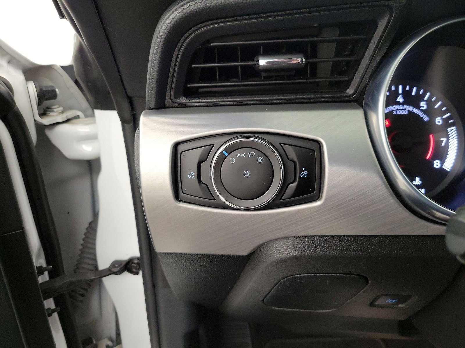 2023 Ford Mustang EcoBoost - Photo 12