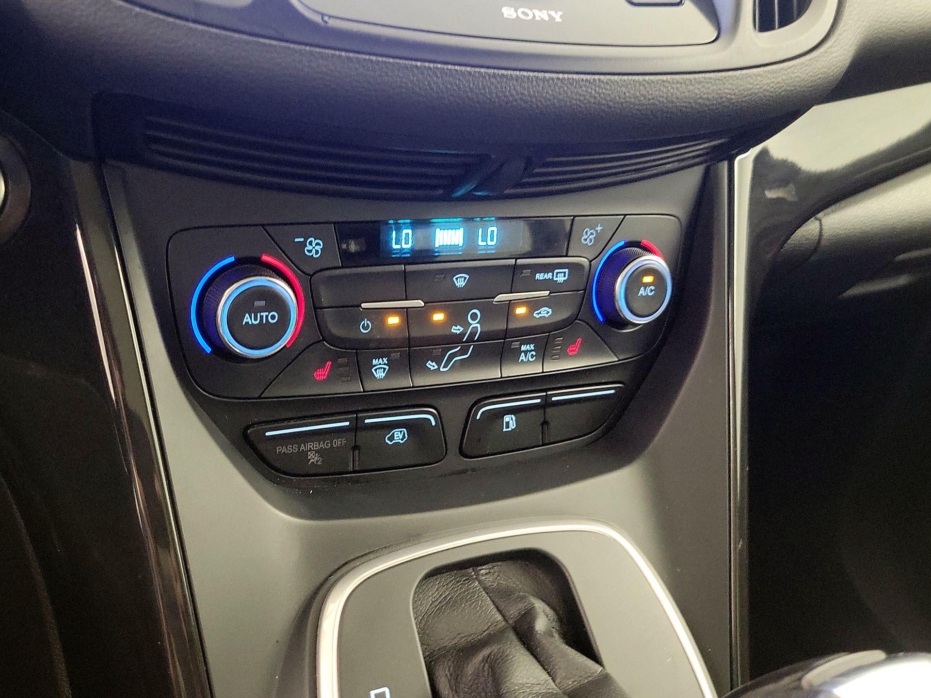 Thumbnail: 2017 Ford C-Max - 17
