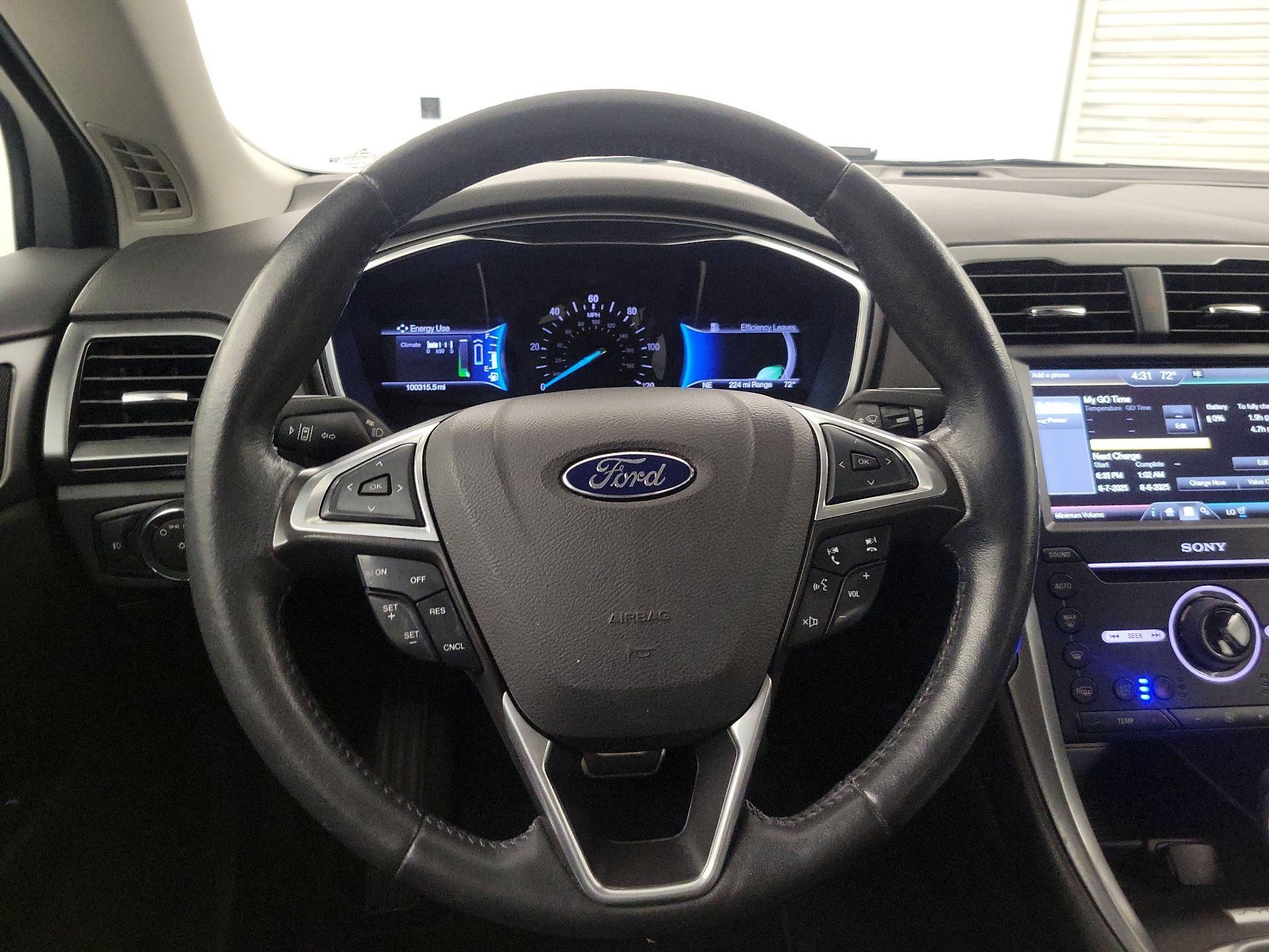 Thumbnail: 2016 Ford Fusion - 10
