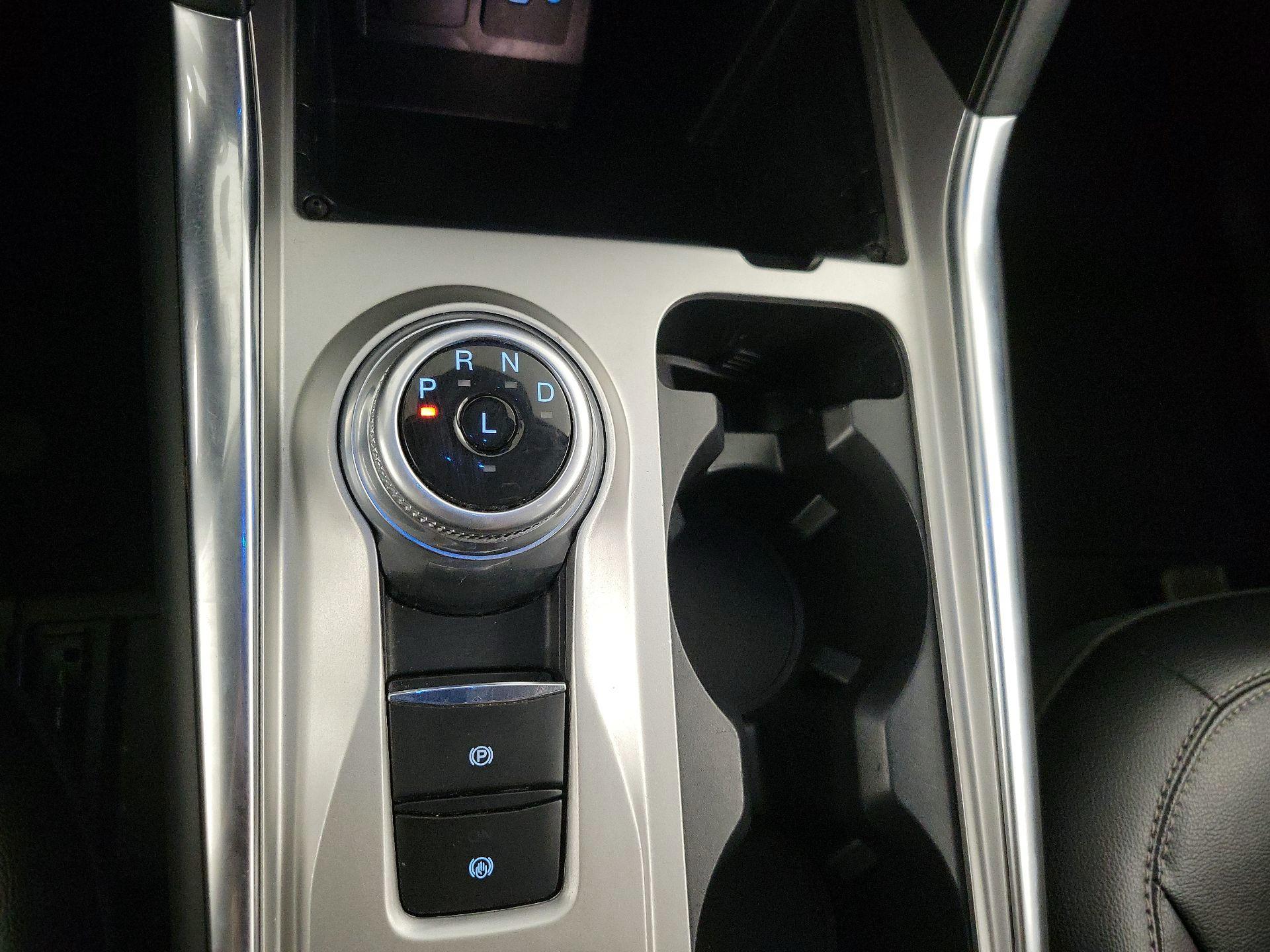 Thumbnail: 2023 Ford Explorer - 16