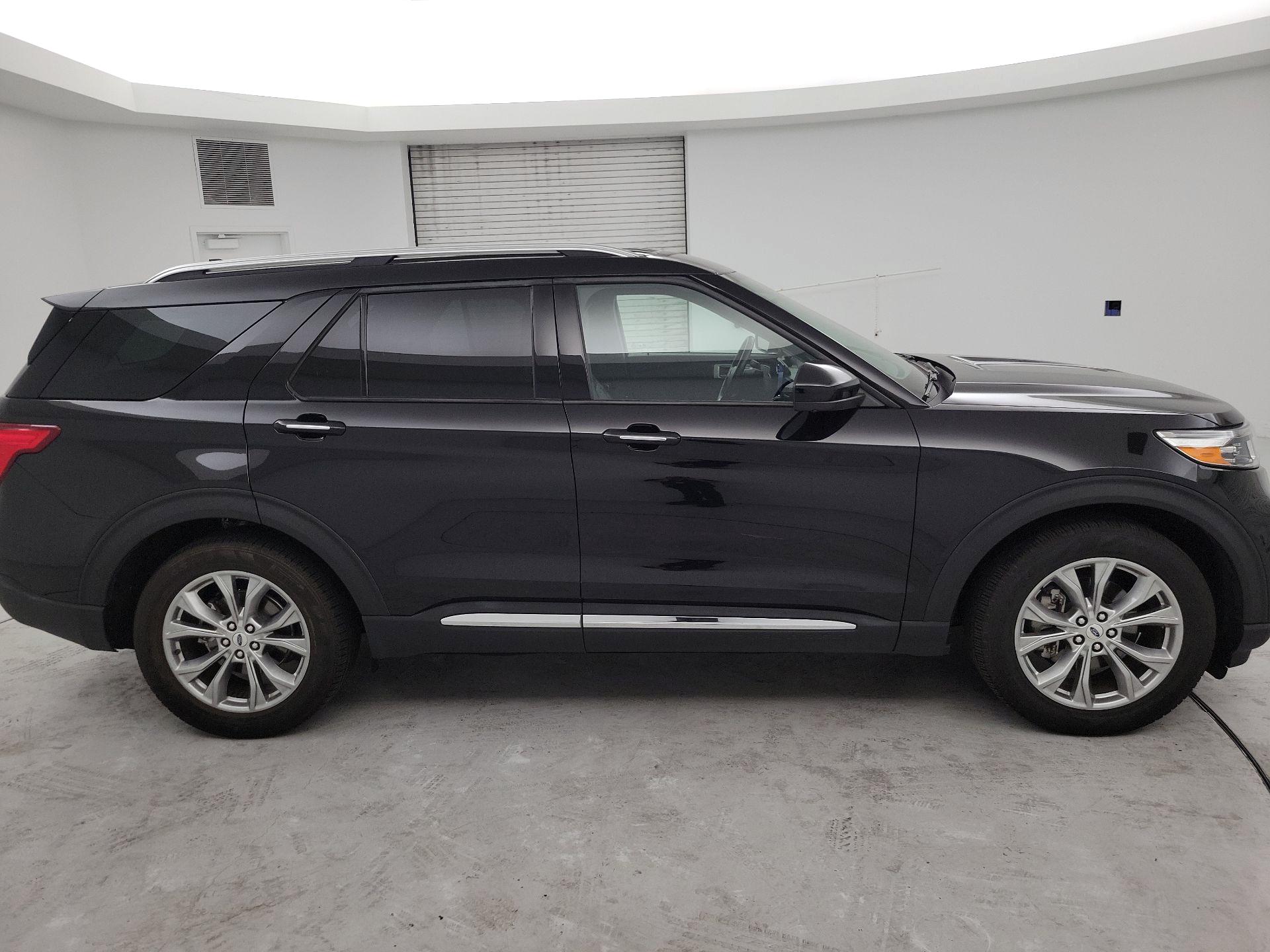 Thumbnail: 2023 Ford Explorer - 4