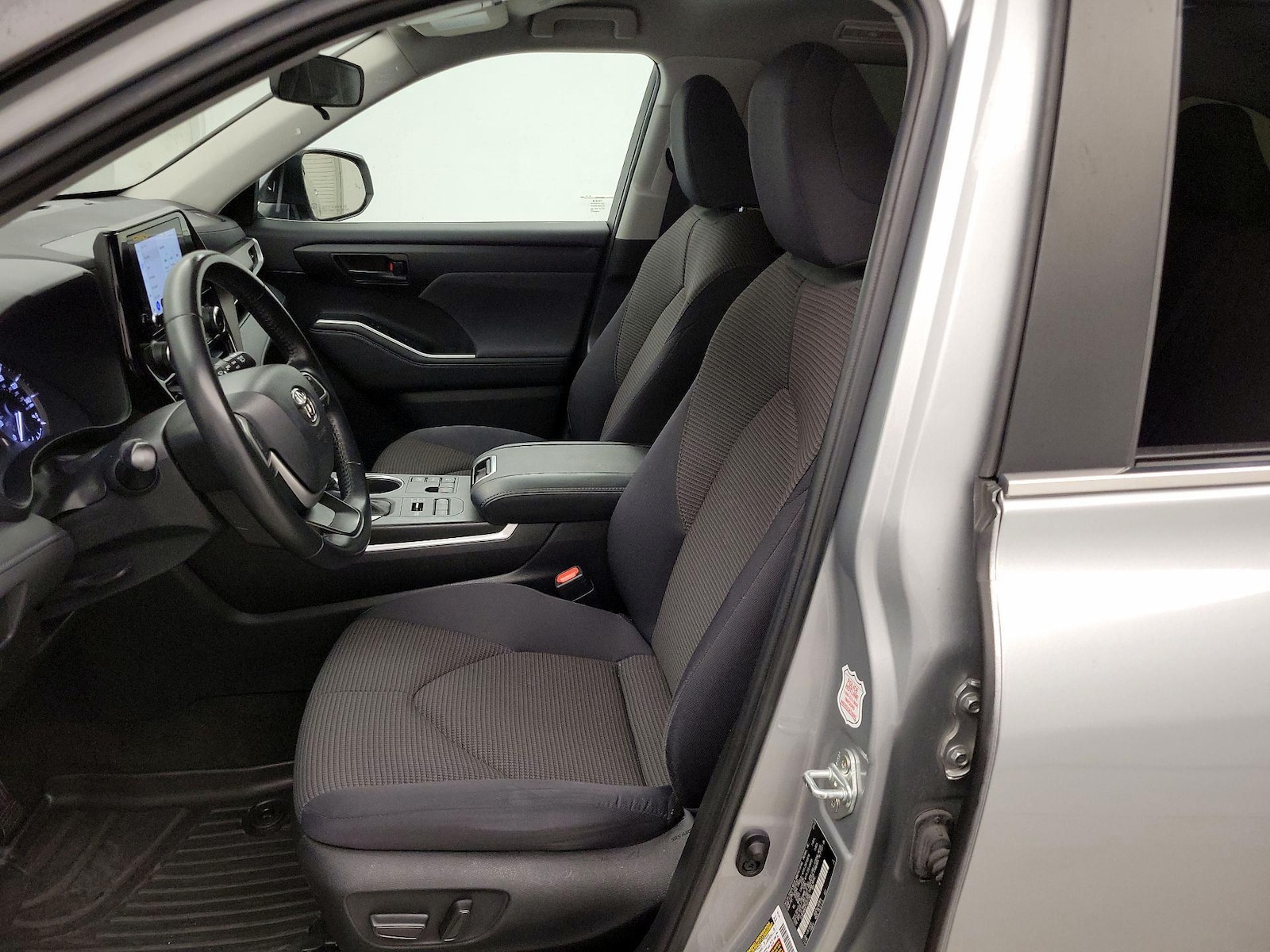 Power Seat(s) & Side Airbags
