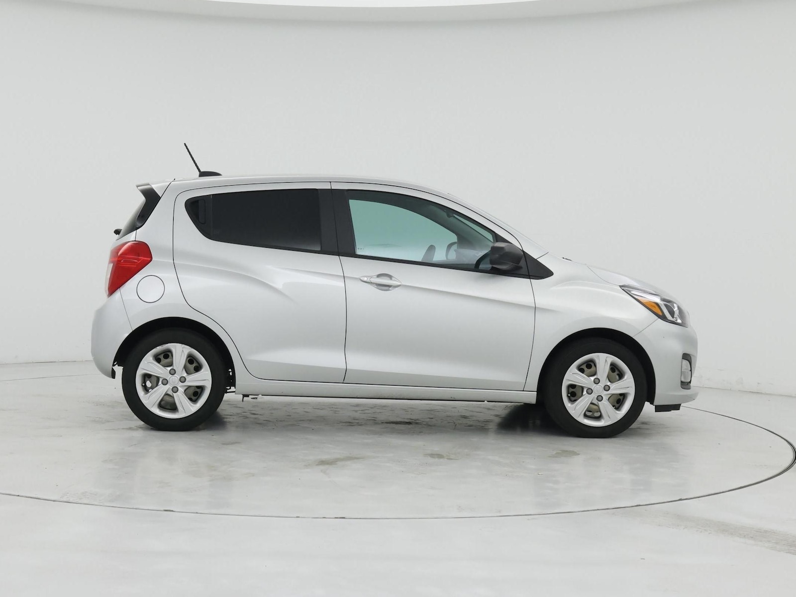 2021 Chevrolet Spark LS - Photo 8