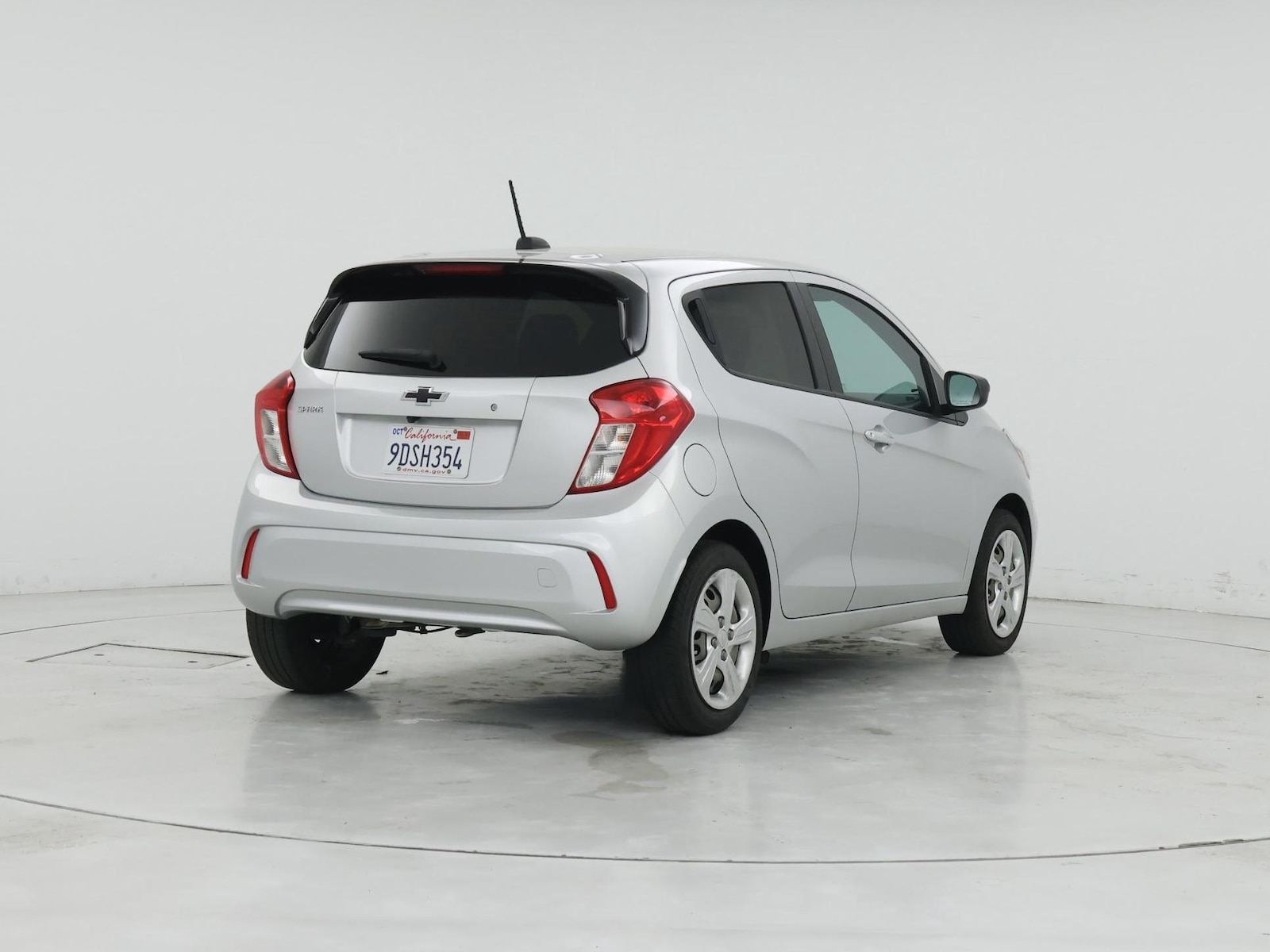 2021 Chevrolet Spark LS - Photo 9
