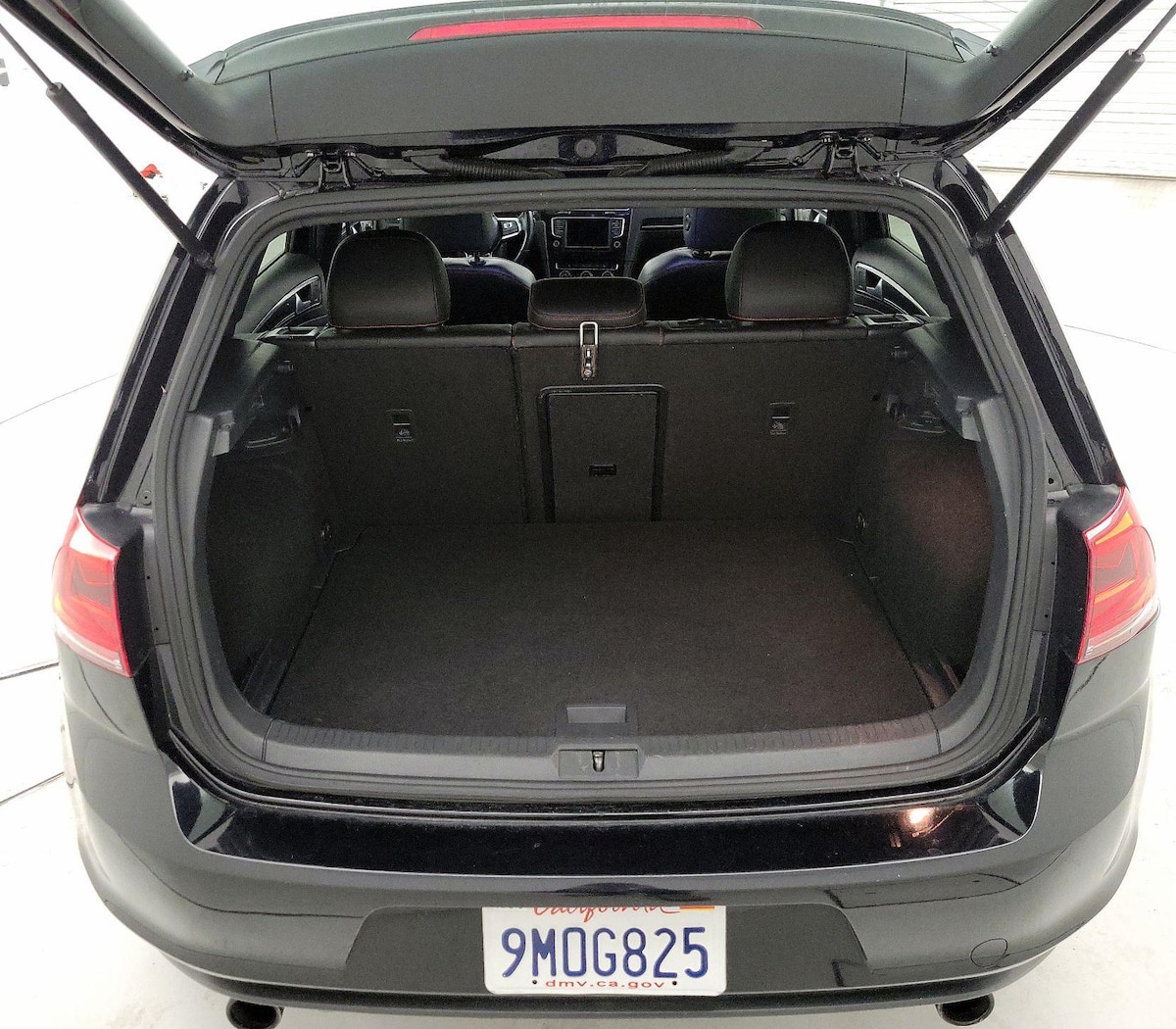 Trunk/Cargo (Seats Up)