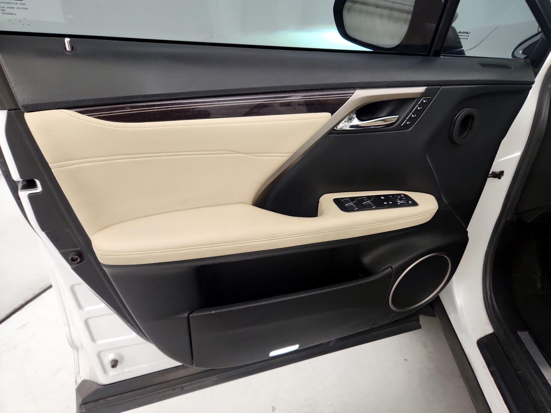 Thumbnail: 2022 Lexus RX - 12